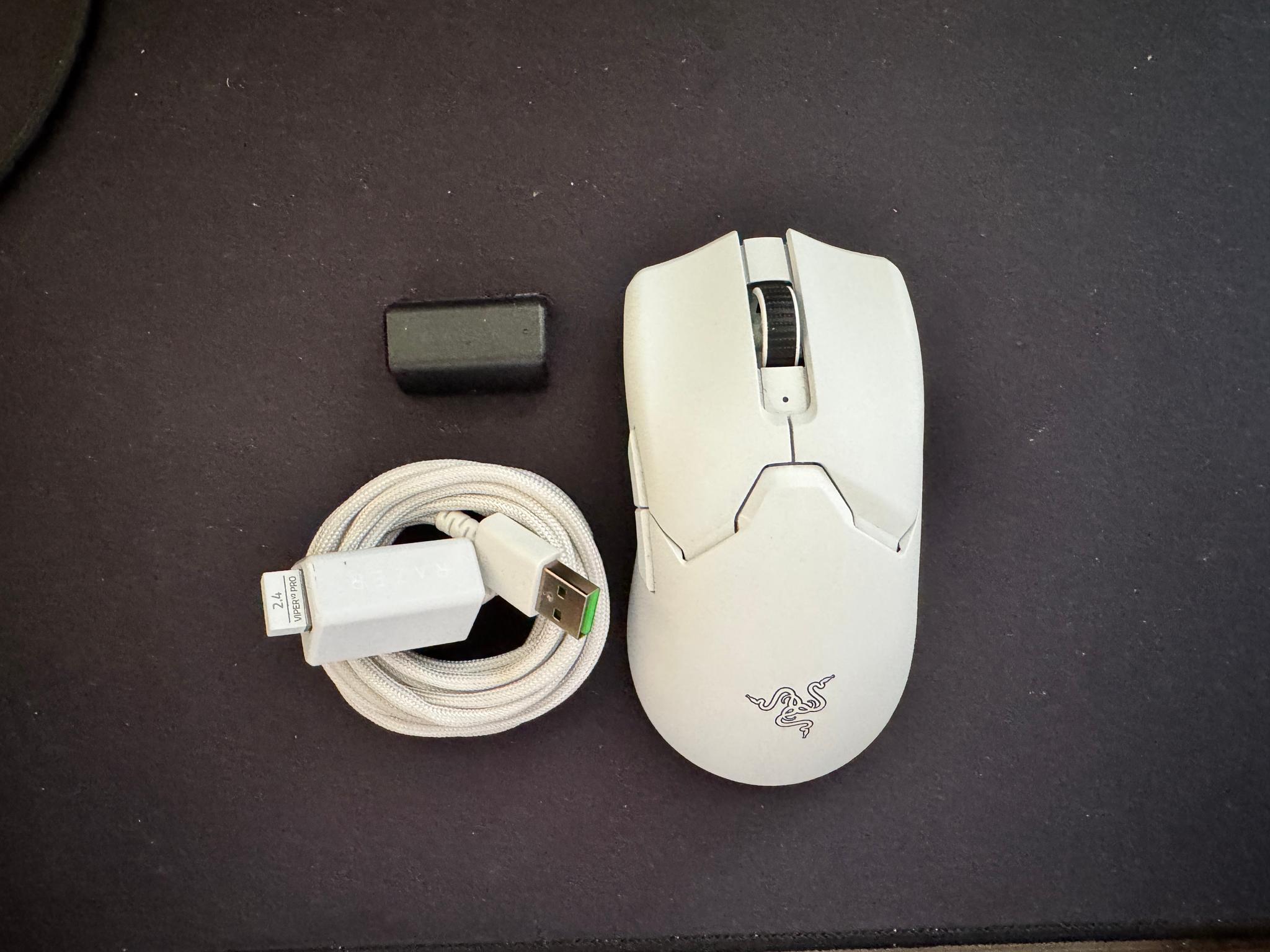 Razer Viper V2 Pro (White) with 8K Dongle & Superglide Glass Skates