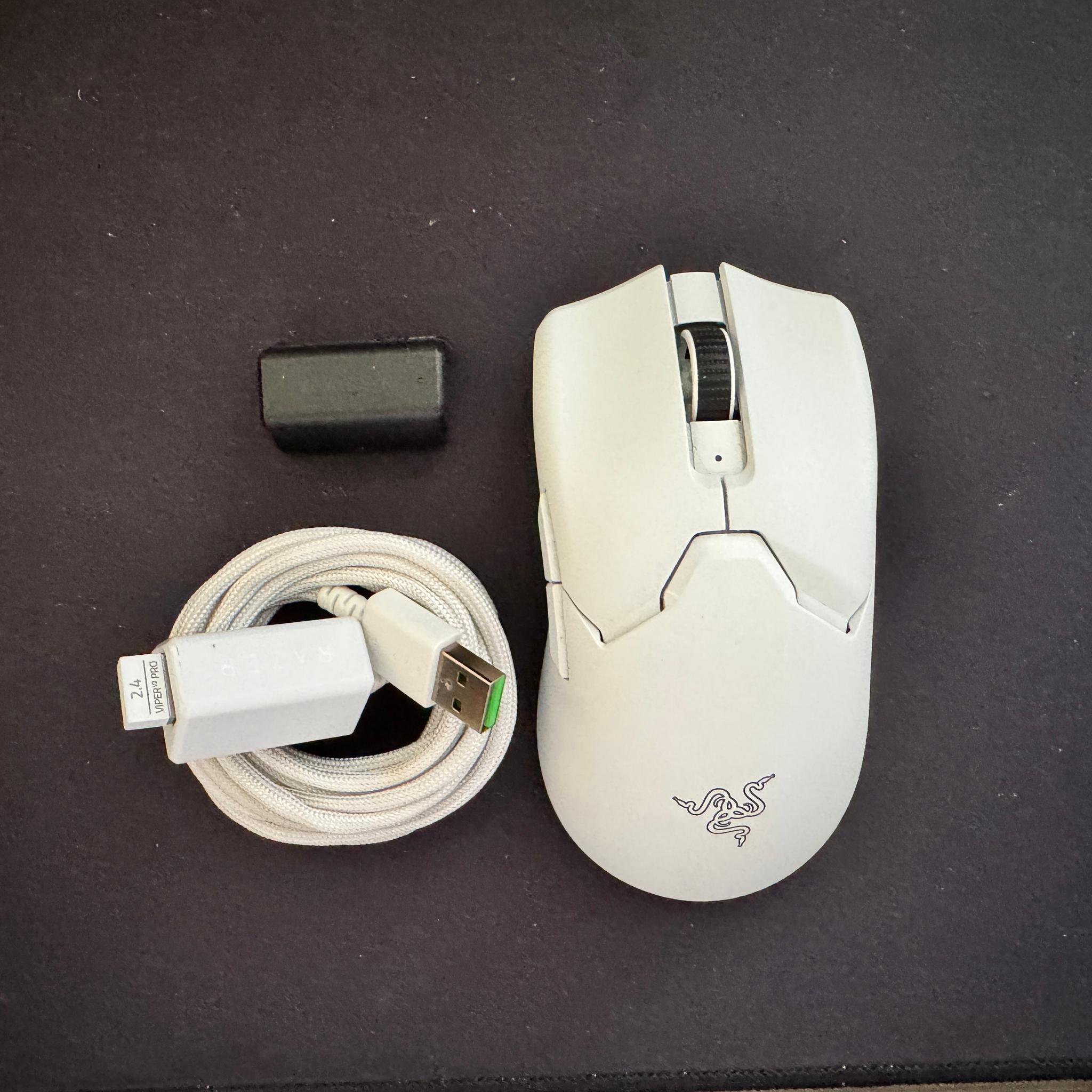 Razer Viper V2 Pro (White) with 8K Dongle & Superglide Glass Skates