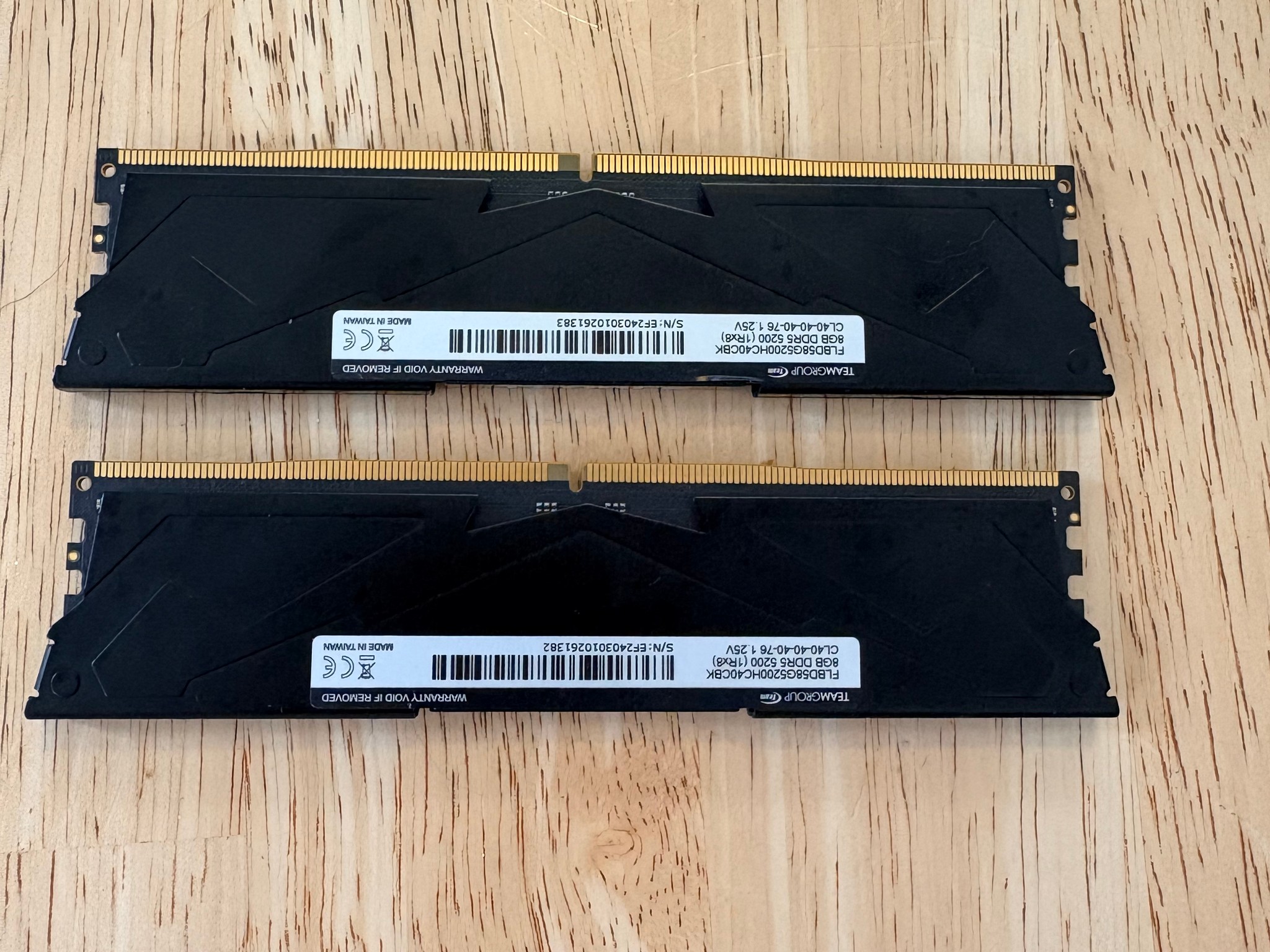 TeamGroup T-Force Vulcan 16GB (2x8GB) RAM DDR5 5200MHz FLBD58G6000HC38ABK