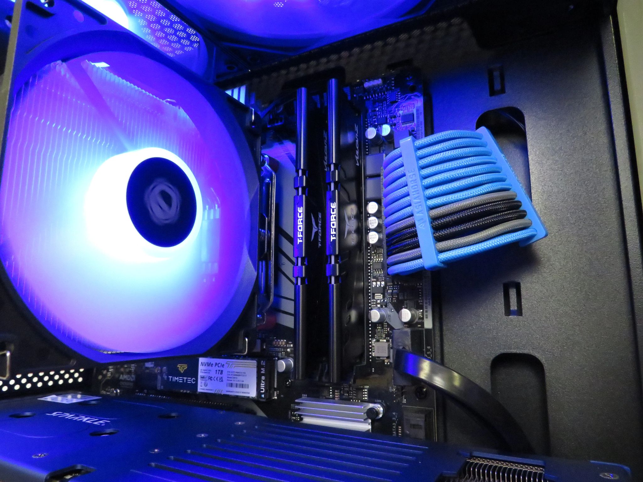 Ultimate Battlemage Gaming all new parts: Ryzen 5 5600 + Intel Arc B580 + 16 GB DDR4 + 1 TB NVME SSD