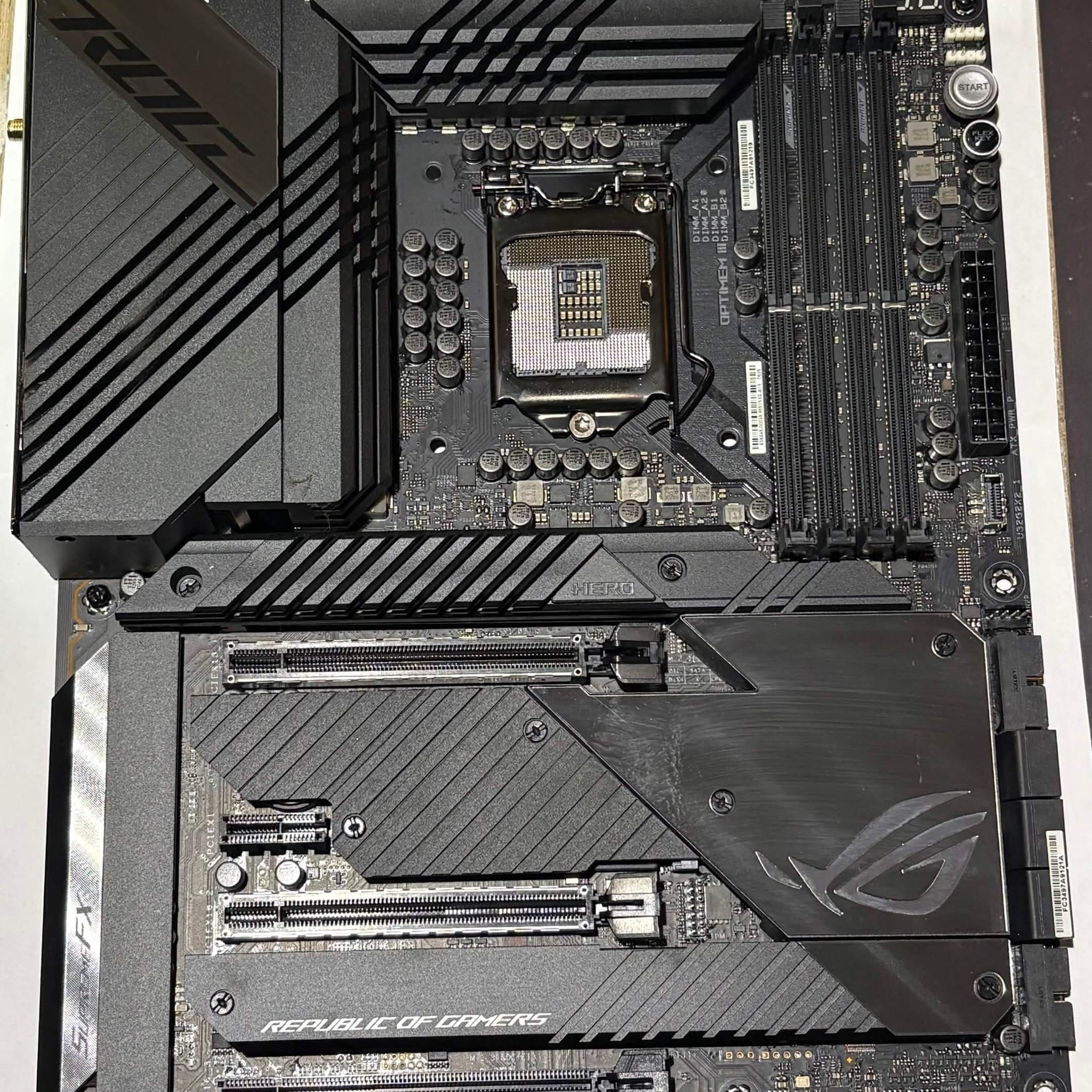 ASUS ROG Maximus XIII Hero Z590 LGA1200 ATX Motherboard | WiFi 6E | Tested Working