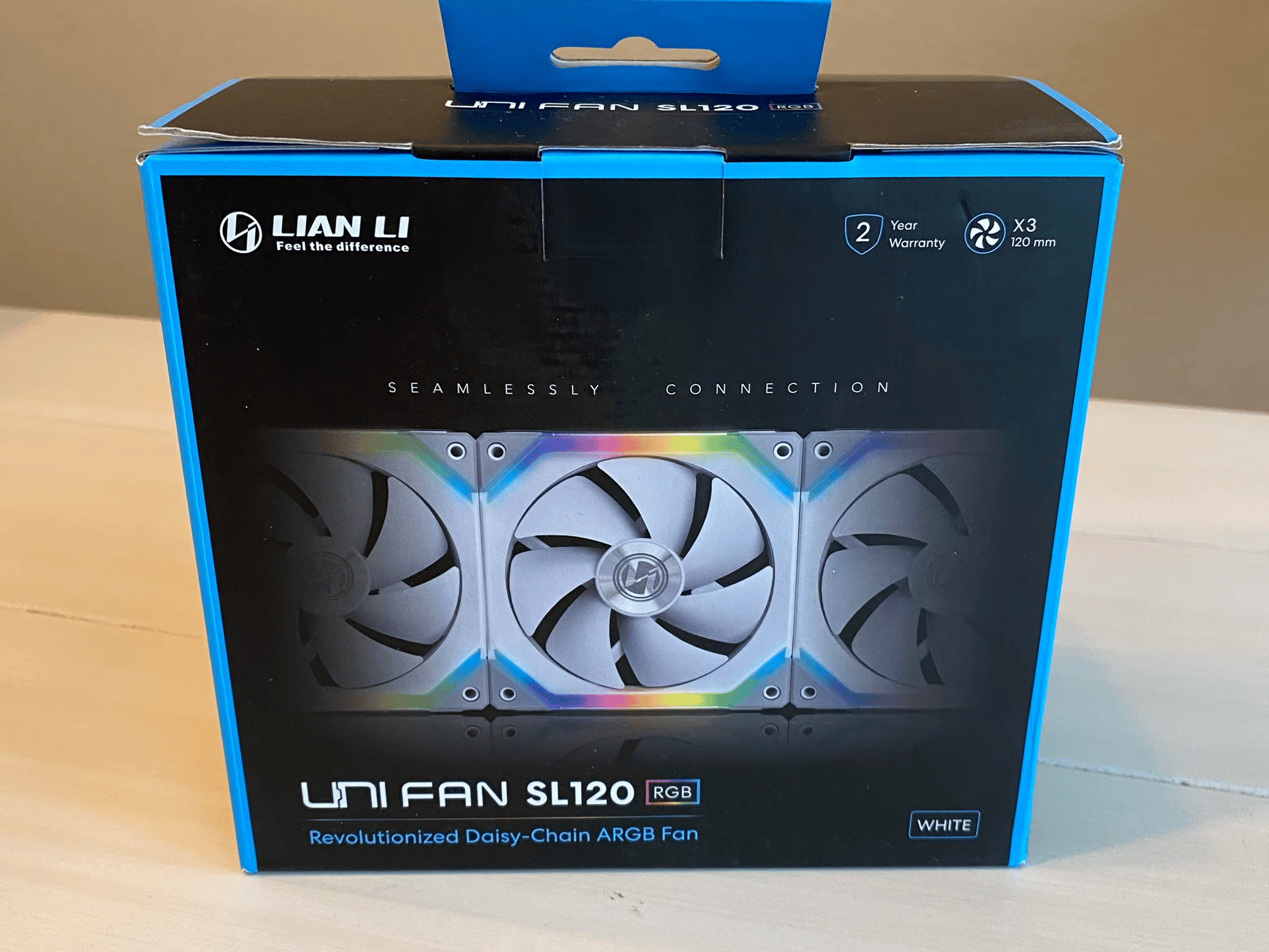 SALE: Lian Li UNI Fan SL120 3 Pack White