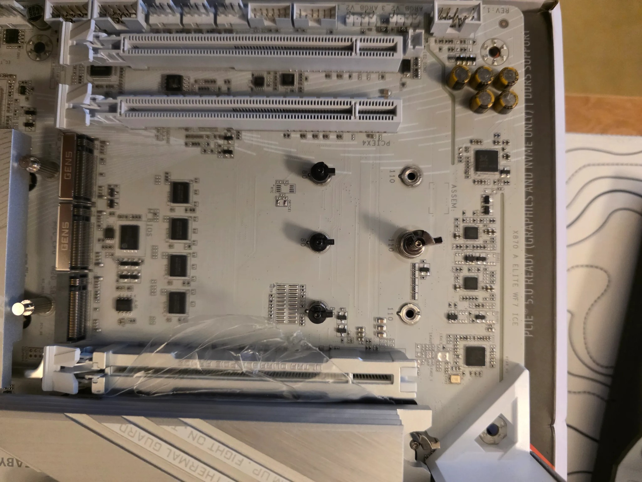 GIGABYTE X870 AORUS Elite WIFI7 ICE AMD AM5 Motherboard, ATX, DDR5, PCIe 5.0, 2.5GbE LAN