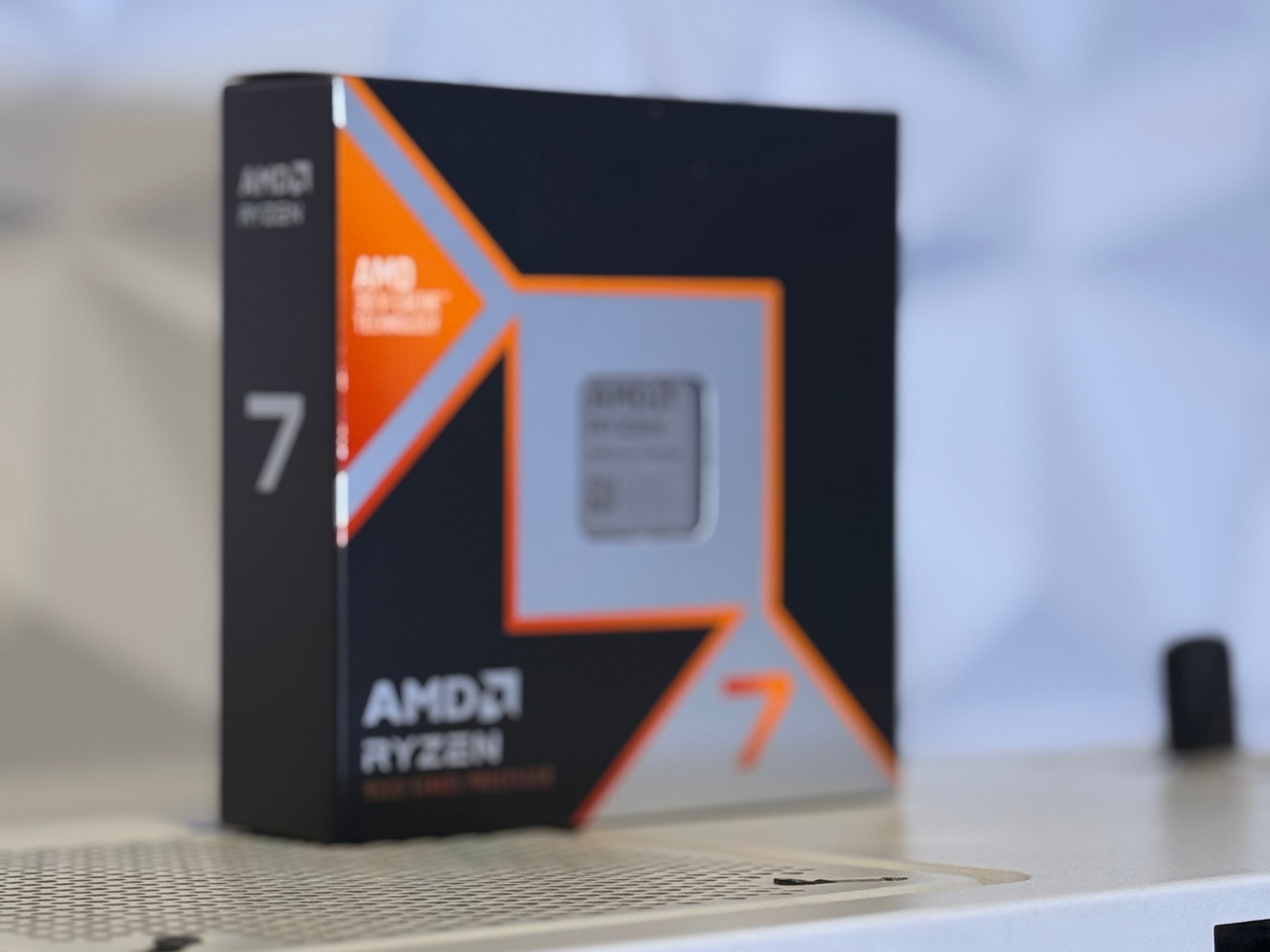 AMD Ryzen 7 9850X3D