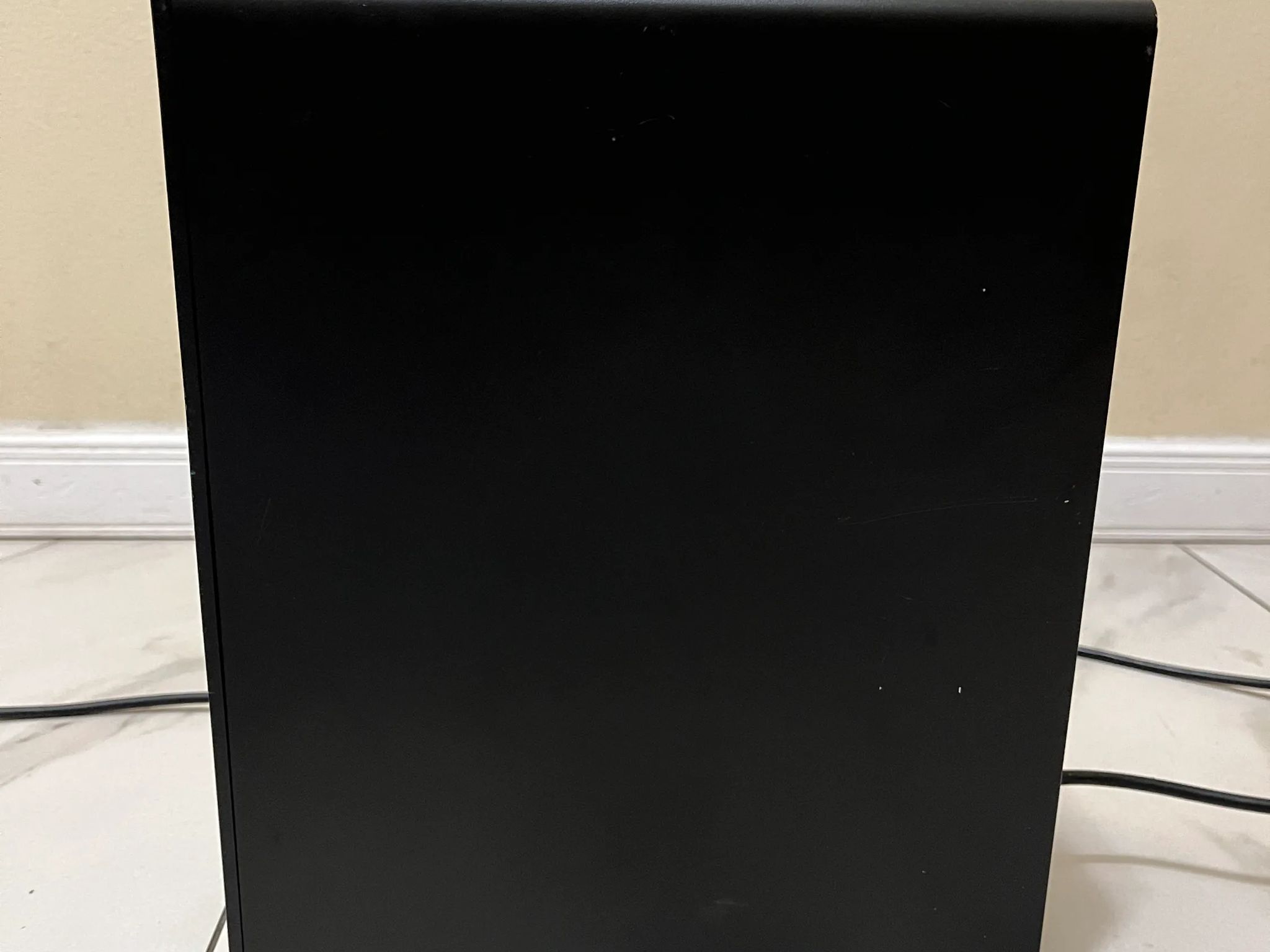 HP Gaming PC Desktop, AMD Ryzen 7 1700 8 Core RX 570 4GB, 16GB DDR4 RAM, 128GB SSD + 1TB HDD & Wi-Fi