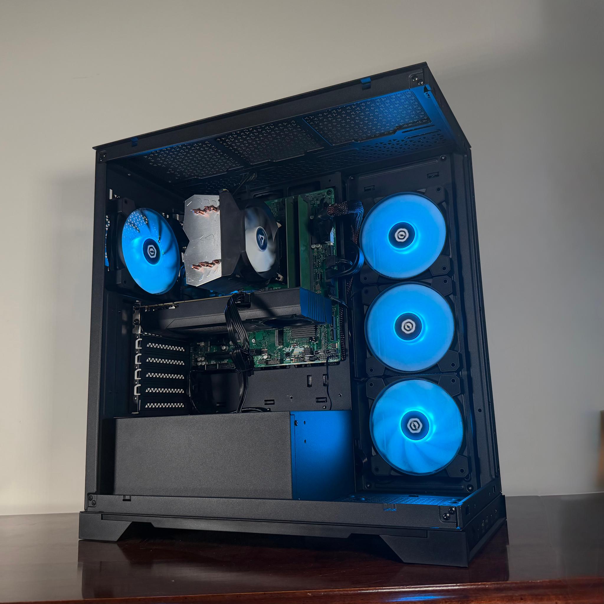 👽Value 1080p Monster👽 i7 7700 | GTX 1070 | 16GB RAM | 1.25TB Storage
