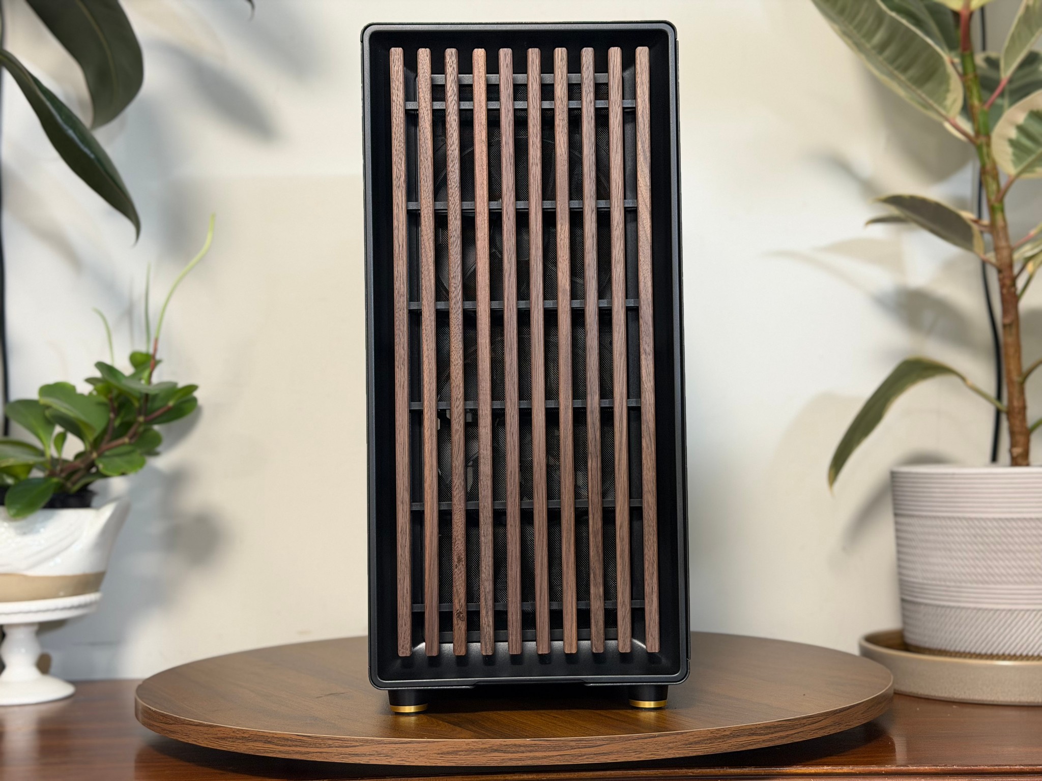 RTX 5080 Solid Core OC | Ryzen 7 9800X3D | 32GB DDR5 | B850 | 4TB SSD | 1000W Custom Gaming PC
