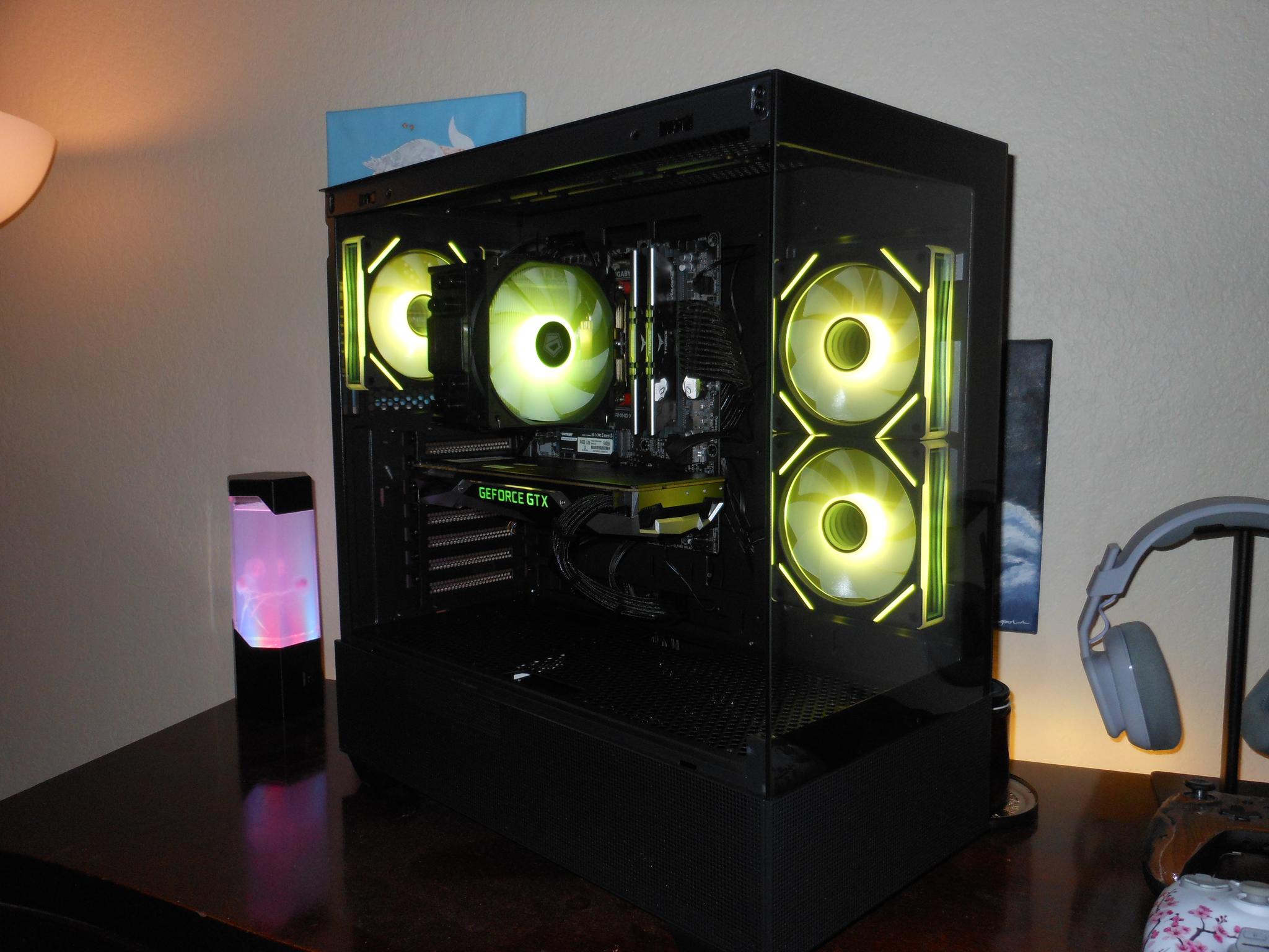 Gaming PC // Founders Edition Gtx 1080 // Ryzen 5 3600