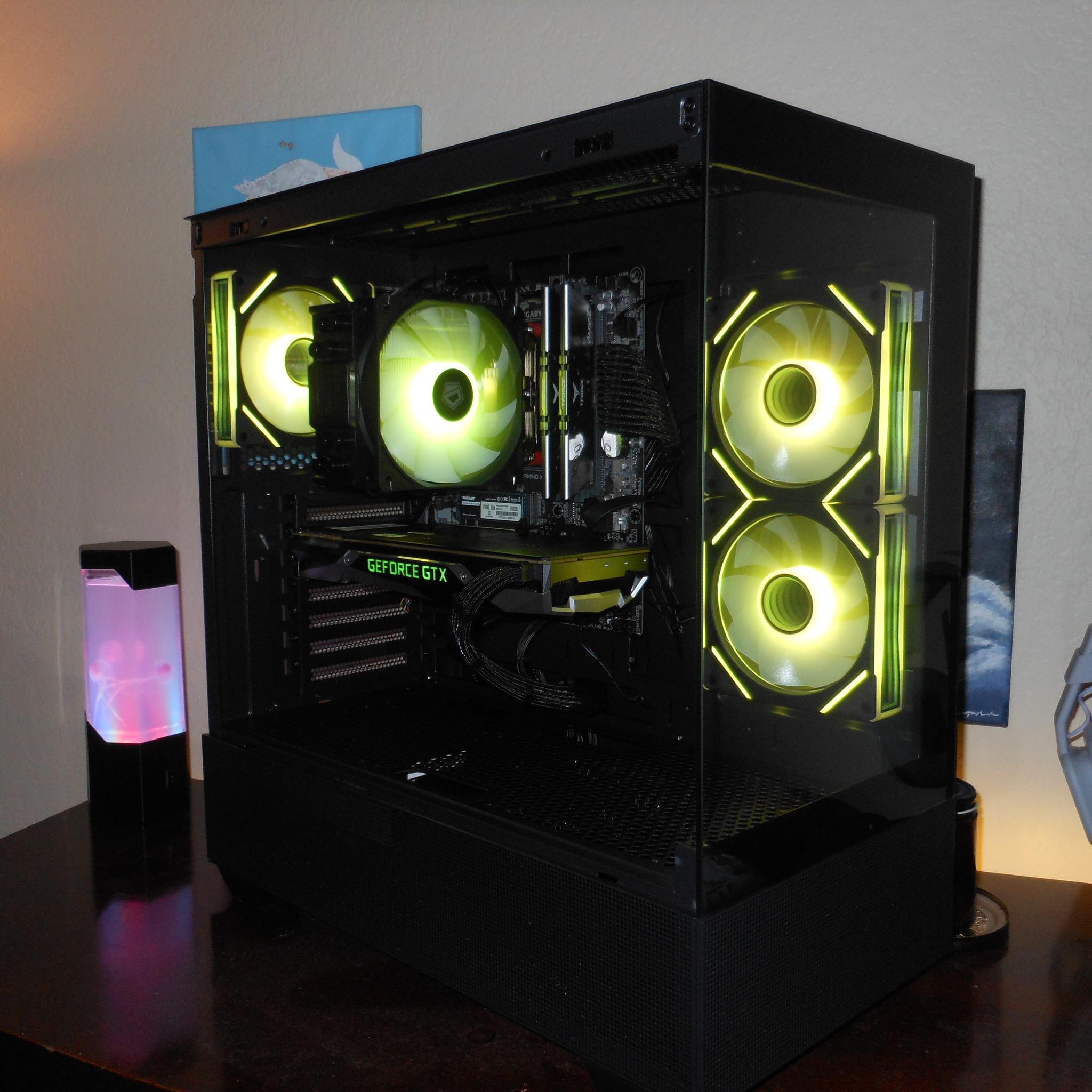Gaming PC // Founders Edition Gtx 1080 // Ryzen 5 3600