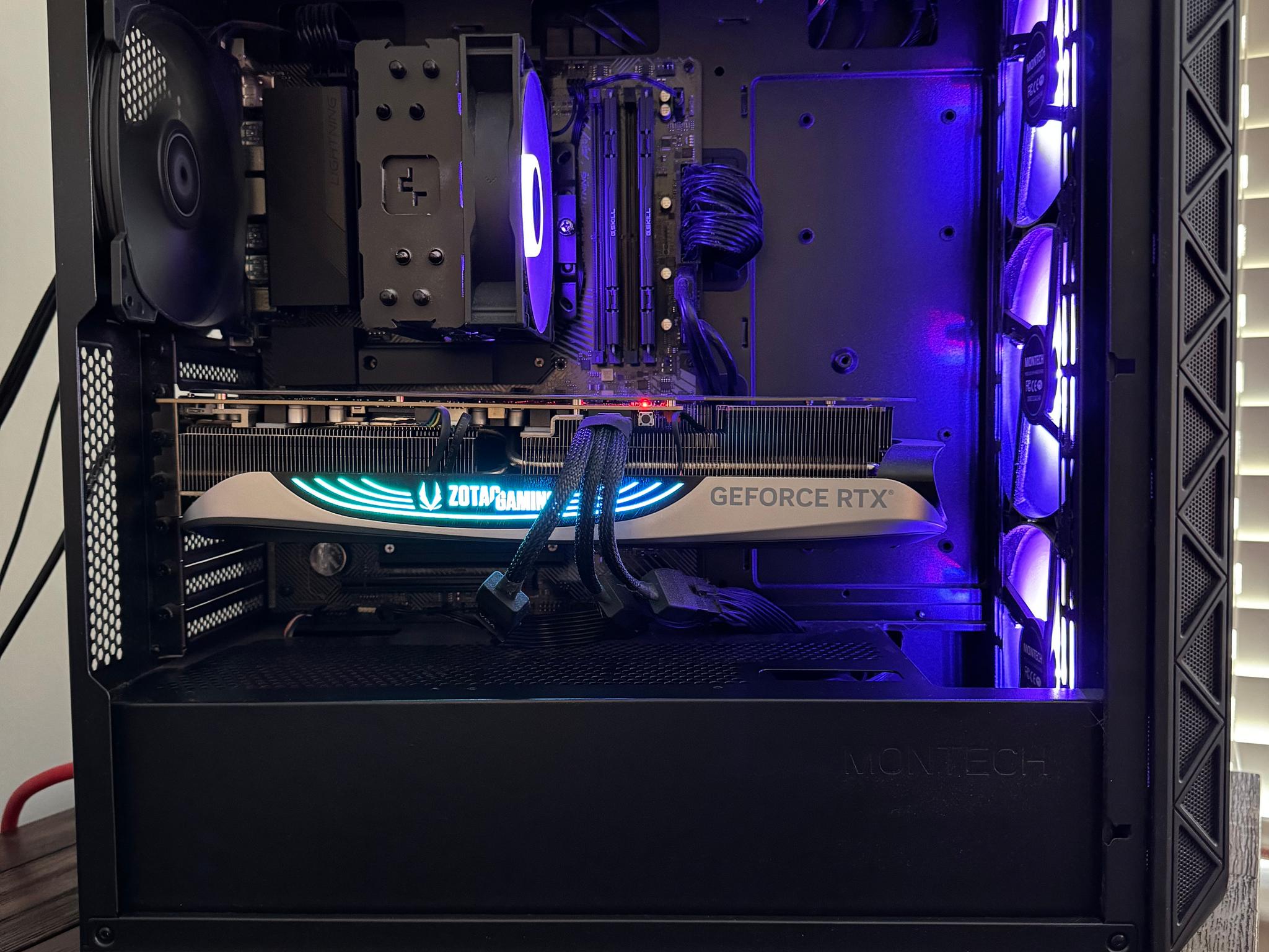 🔥TOP-TIER PC🔥 RTX 4090, Ryzen 9 7950X3D, 32GB DDR5 6000Mhz, 1TB NVMe