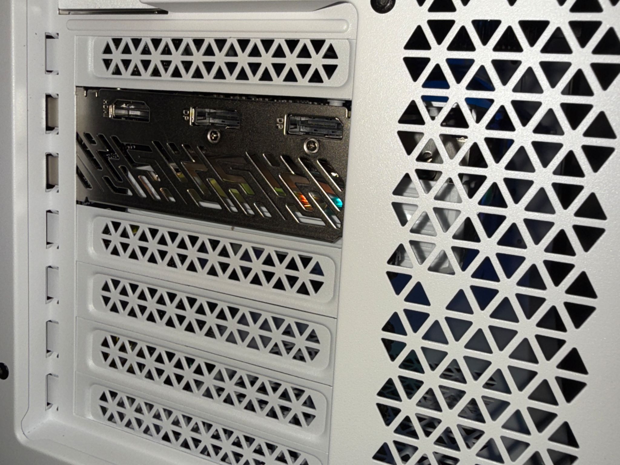 🟦 RX 9060 XT 16GB + Ryzen 5 9600X Gaming PC – 16GB DDR5 | 1TB NVMe | B650M Pro RS