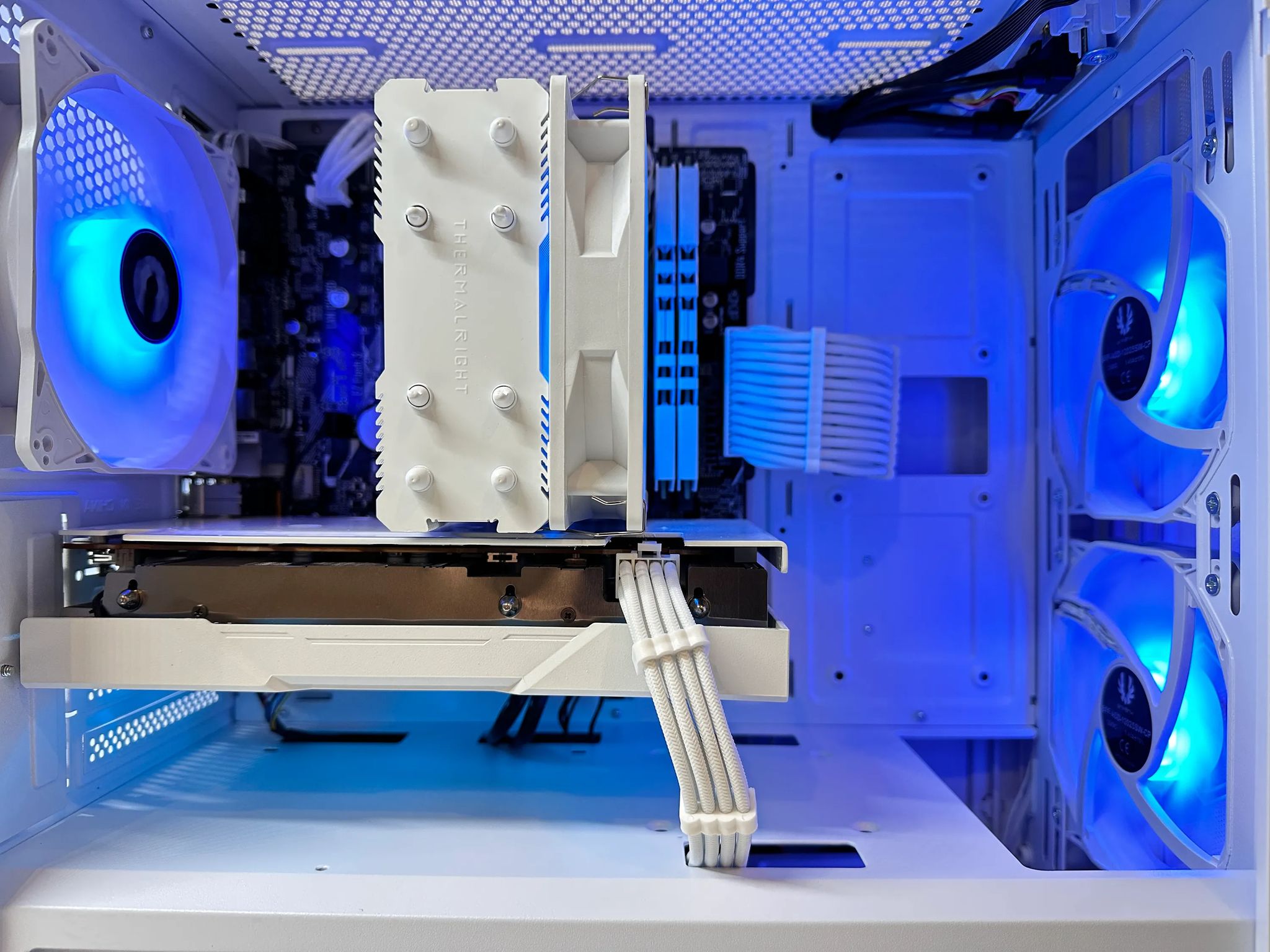 🌨️🧊 Iceberg🌨️🧊-Gaming PC-AMD RX 6600 8GB-AMD Ryzen 5 3600-16GB DDR4 RAM-1TB NVME