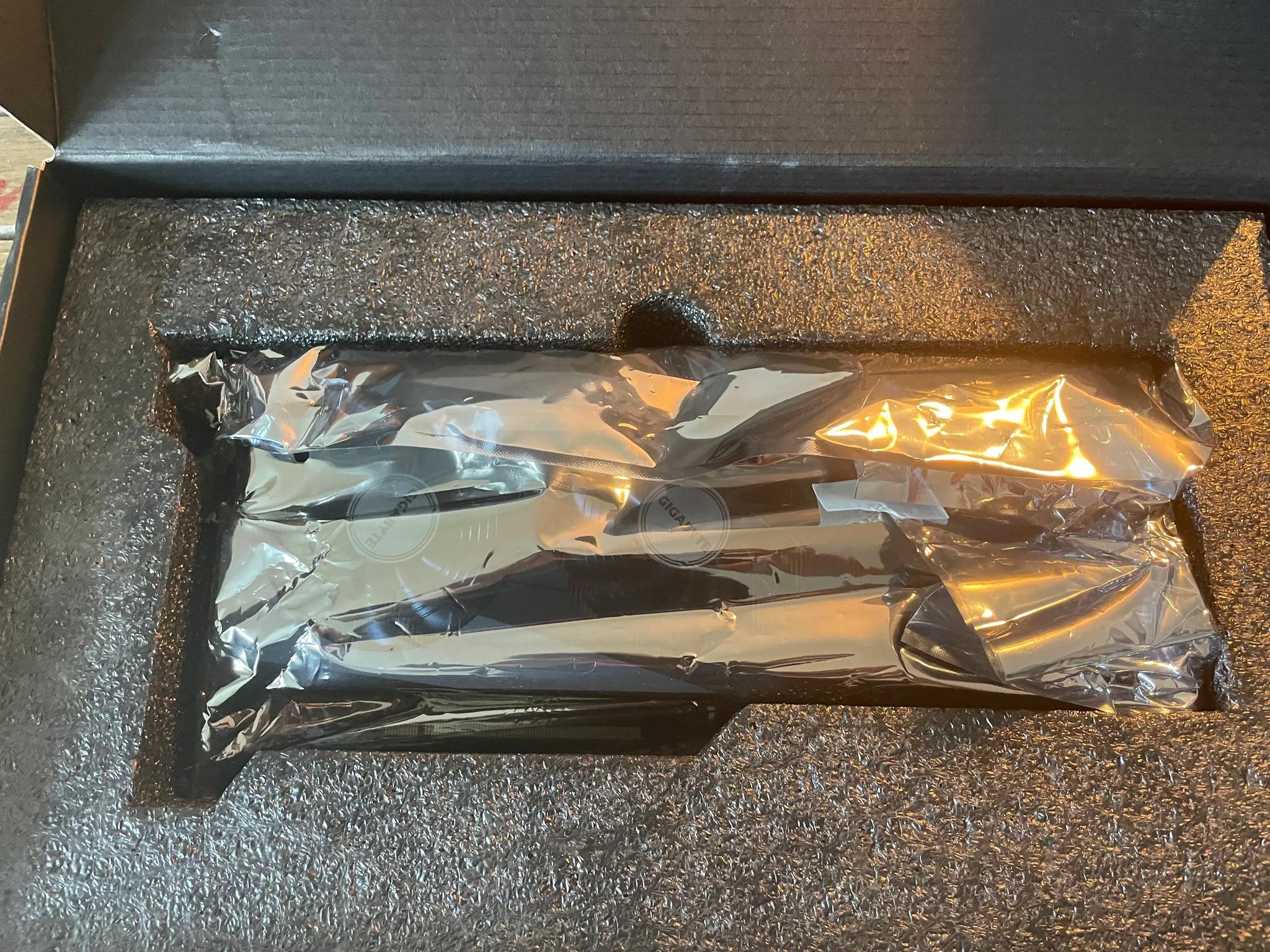 Gigabyte Radeon RX 6750XT Gaming OC