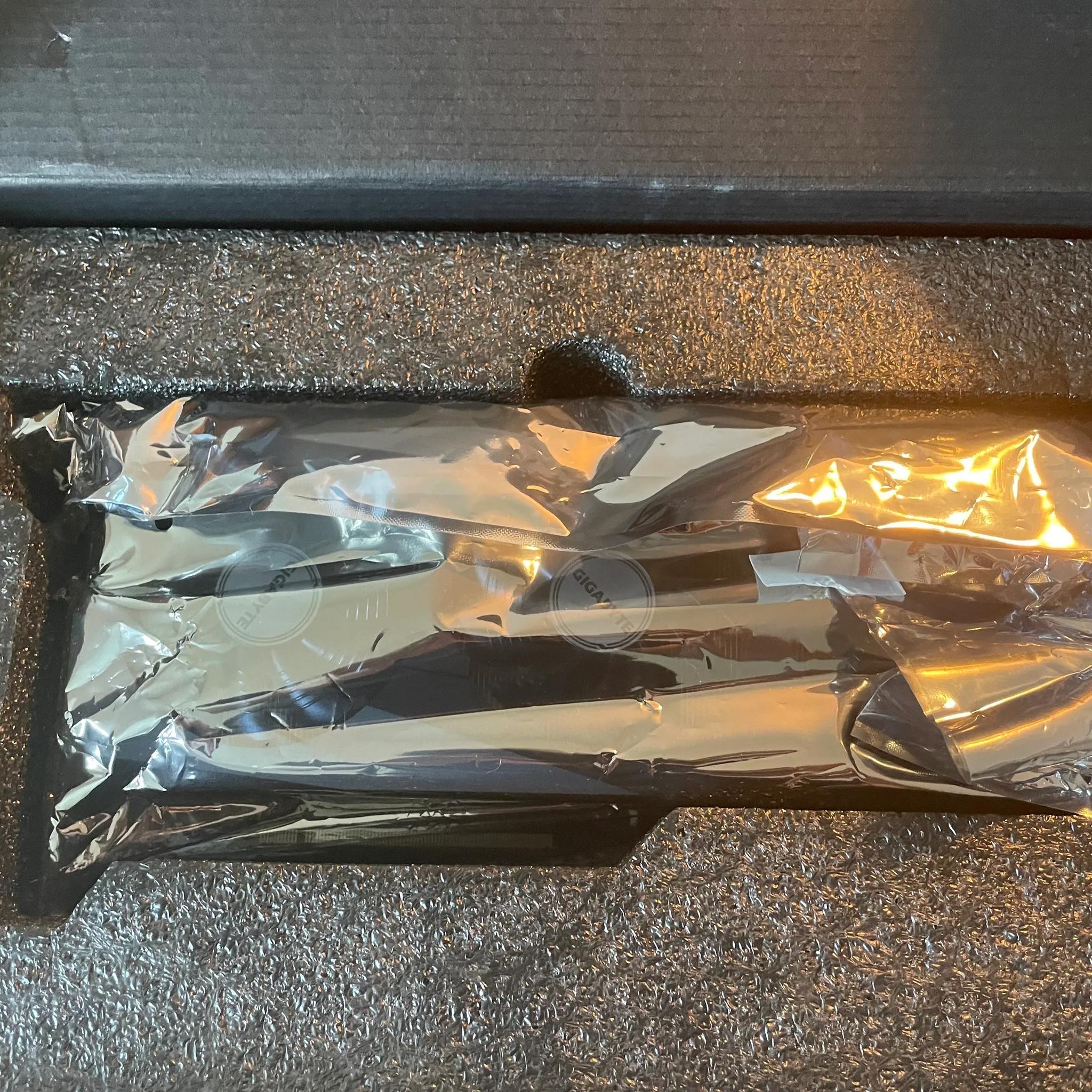 Gigabyte Radeon RX 6750XT Gaming OC