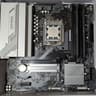 B650M Gaming Plus Wifi + Ryzen 5 7600X + 32GB DDR5-5600 + 1TB M.2