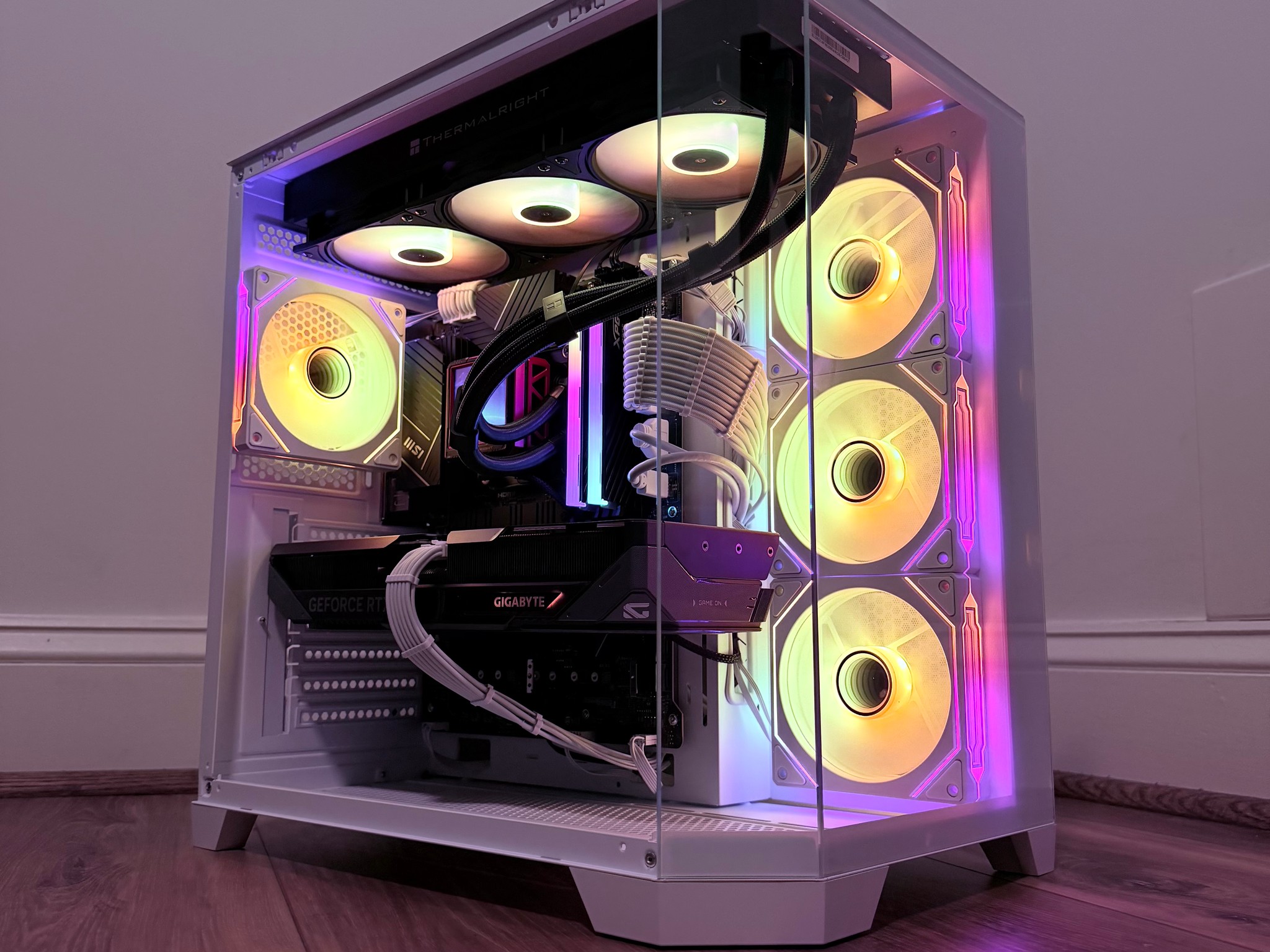 🌸"Prism Void"🌸| 1440p Gaming | RTX 5070 | Intel i7 14700KF | 32B DDR5 | 2tb Storage