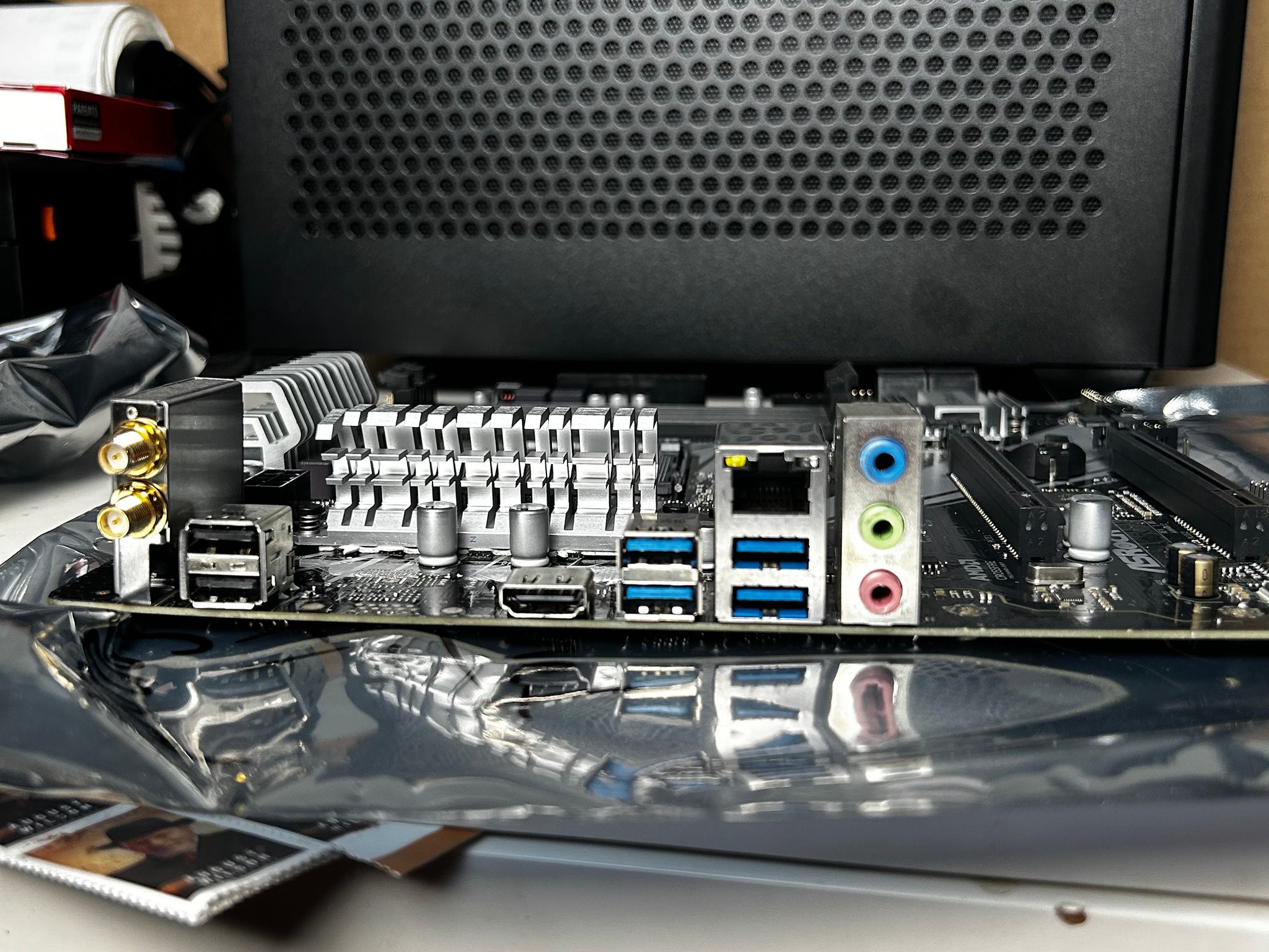 [READ] AsRock B450M/AC AM4 Motherboard 