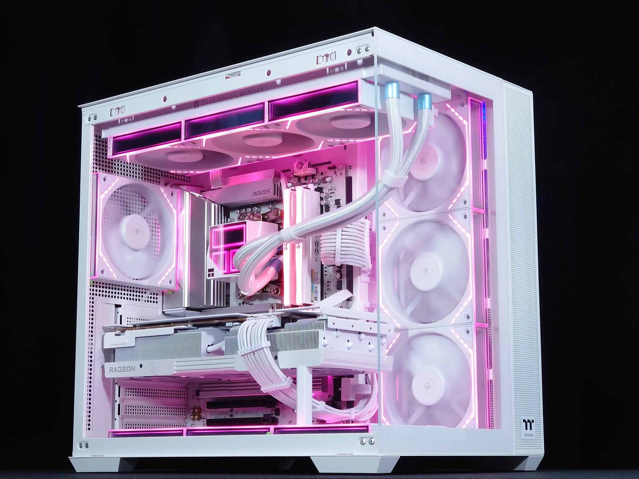 🤍🐻‍❄️Extreme Gaming PC❄️ AMD RX 7900 XT 20GB❄️AMD Ryzen 7 8700F❄️ 32GB DDR5 Ram❄️2TB NVME SSD