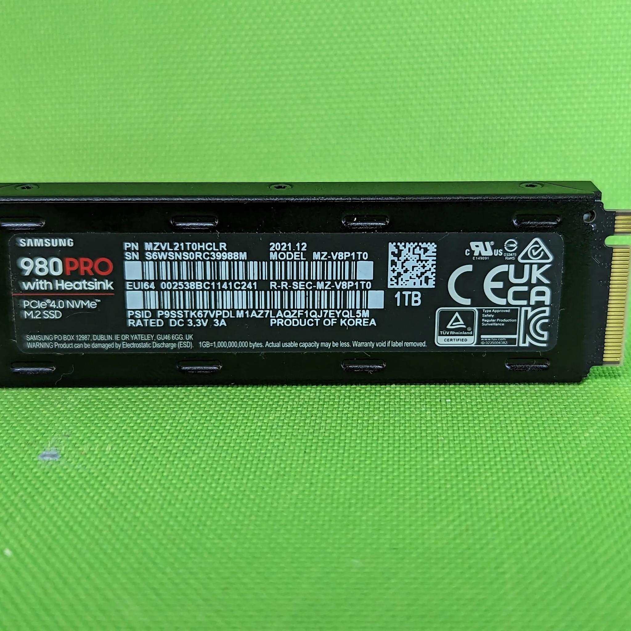 Lot of 2x Samsung 980 Pro 1TB NVME Solid State Drive with Heatsink PCIE 4.0 SSD