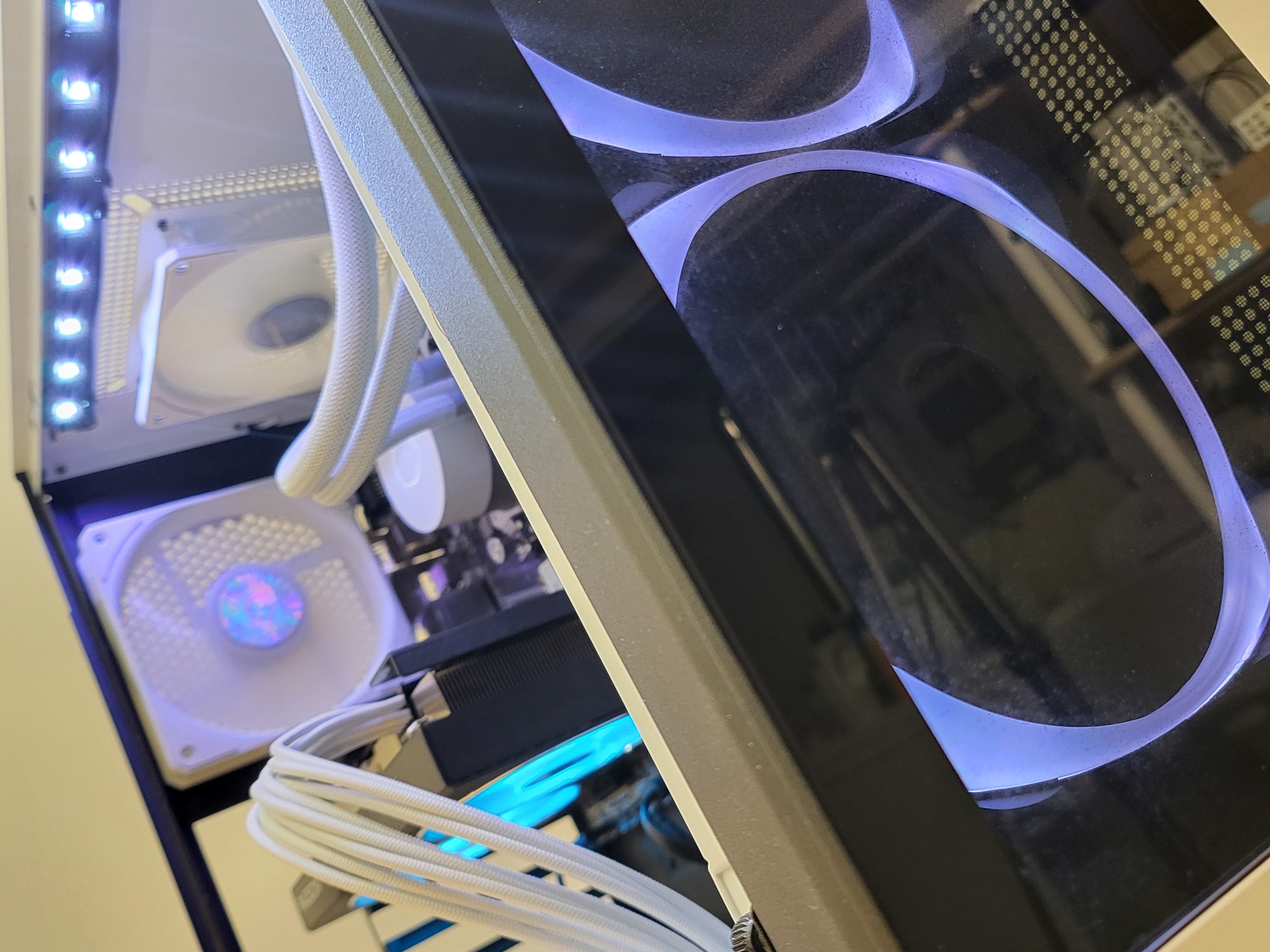 Tiny Price, Big Power 💪 5600X + 6650XT | Clean Build, Fast & Quiet