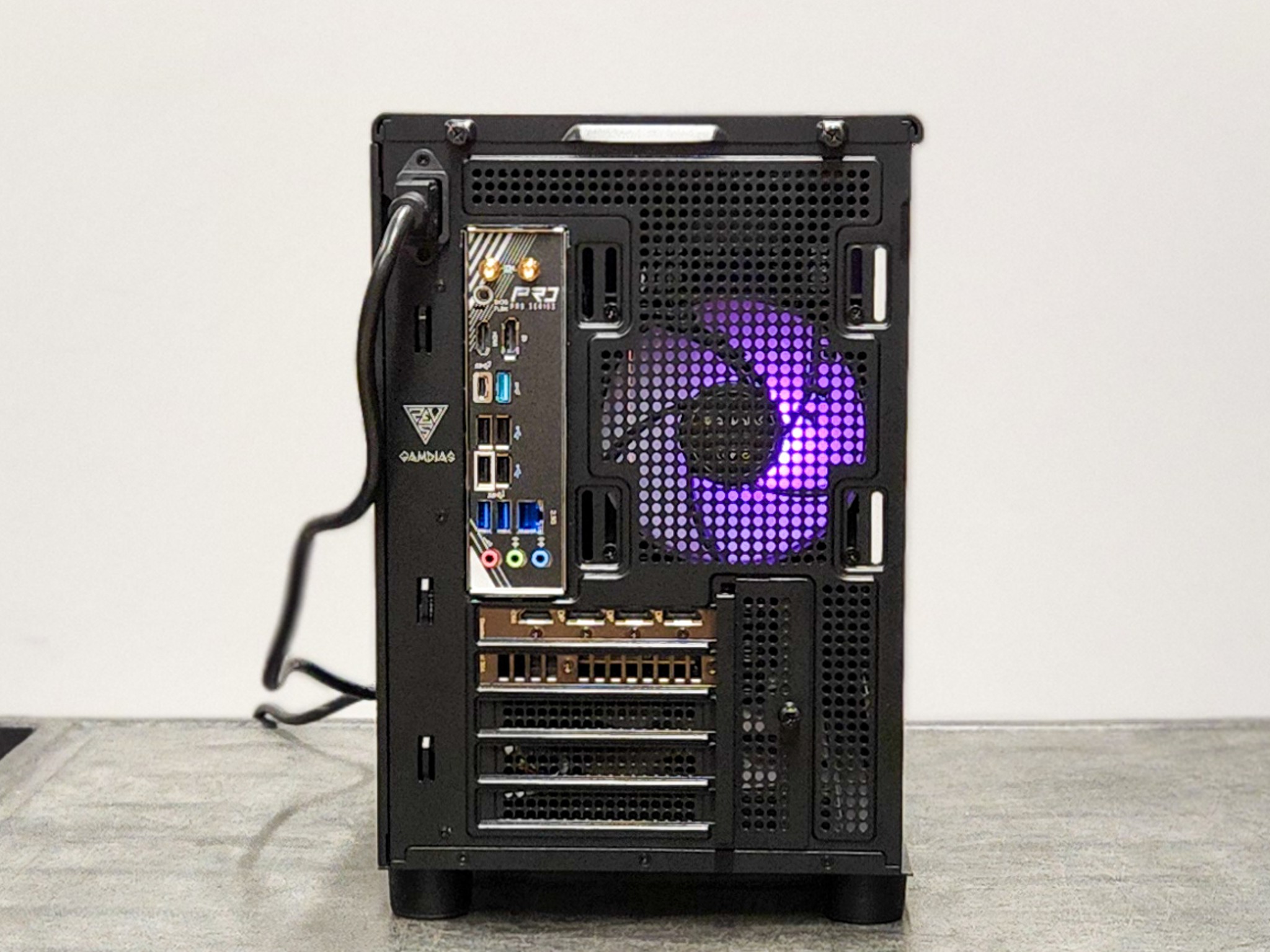 Custom 🎮🎥 Gaming & Streaming PC | RTX 5070 TI 16GB | Ryzen 7 7800X3D | 2TB SSD | 32GB DDR5
