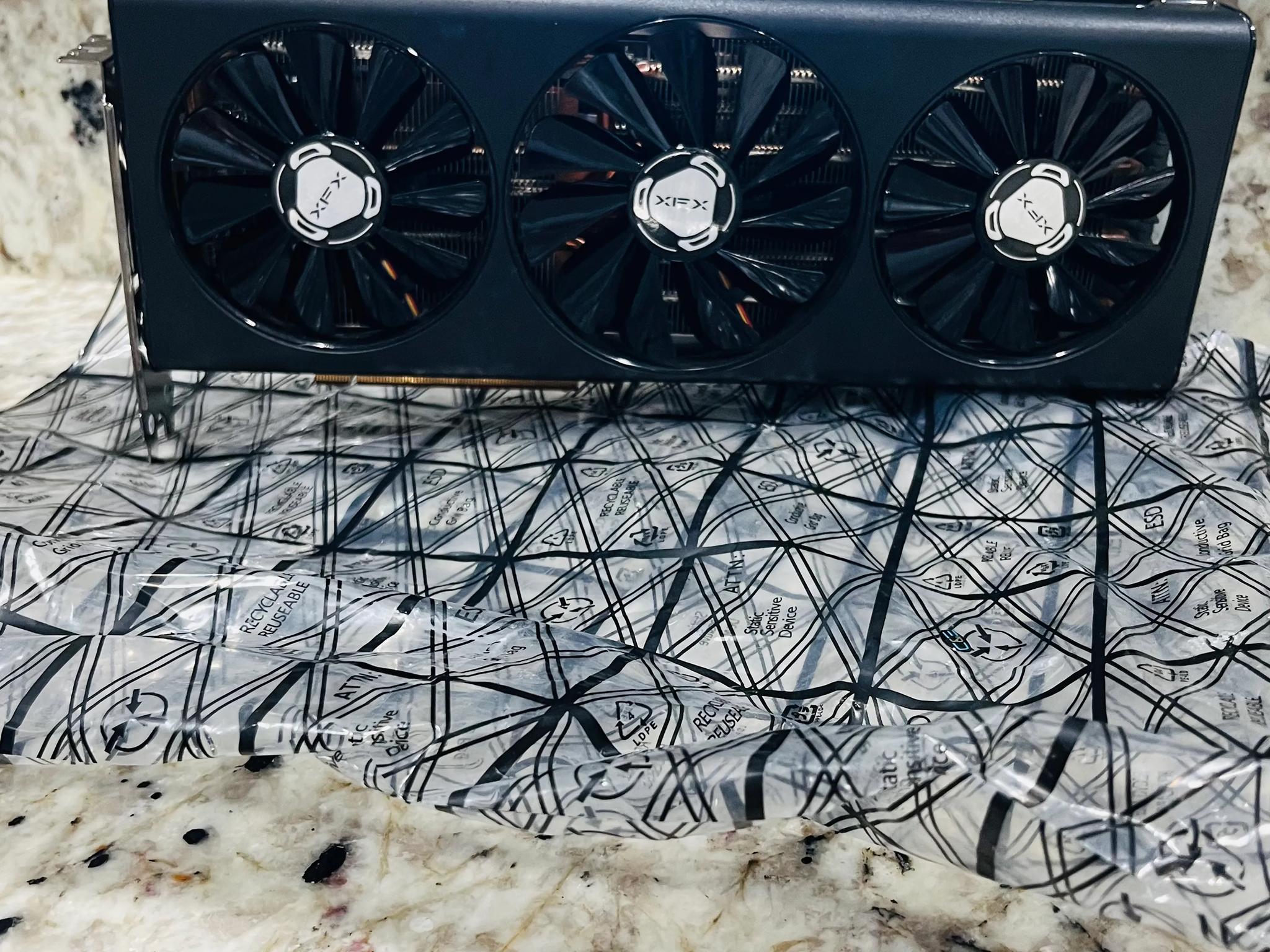 "READ" Broken For Parts RX-5700XT 8GB For Parts Or Someone who can fix it!!!