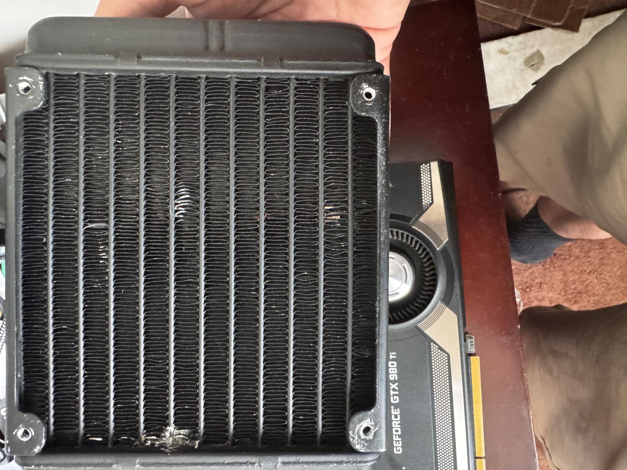 EVGA GTX 980 Ti Hybrid