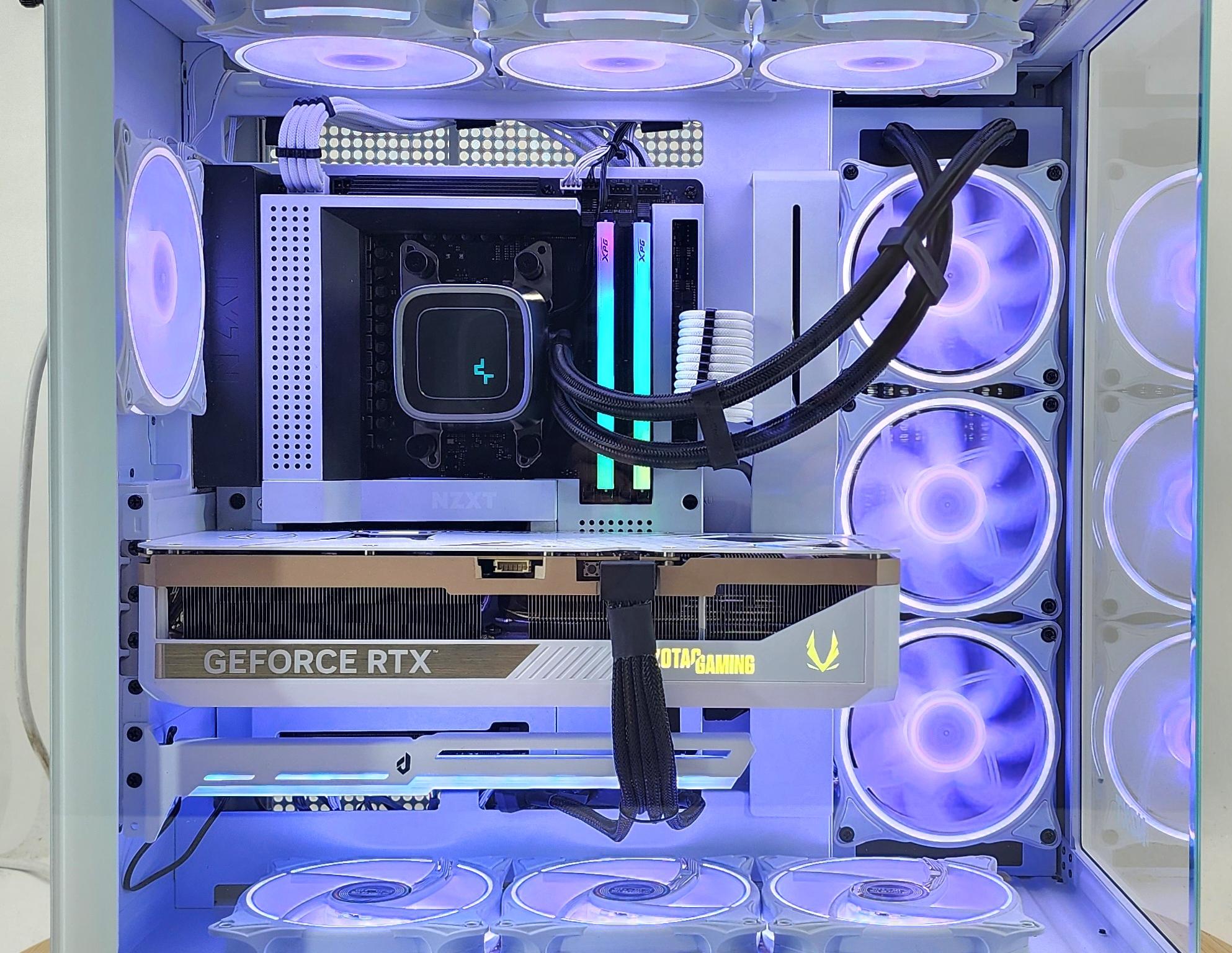 Gaming PC Ryzen 9 9900X 32GB RAM 2TB SSD RTX 5080 16GB Windows 11 Computer