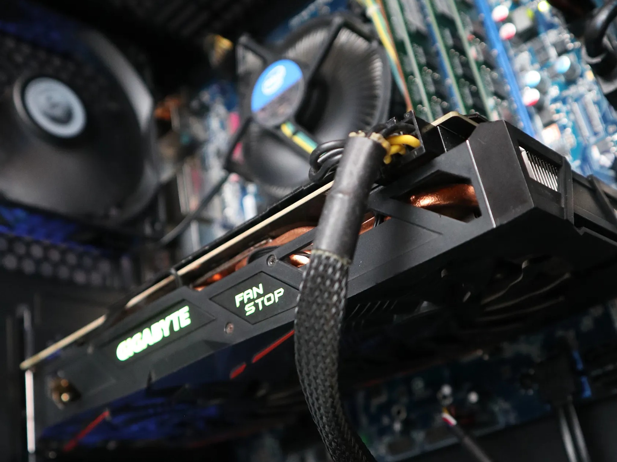 Fastlane | i5 2400S/RX 570 4GB Gaming PC 