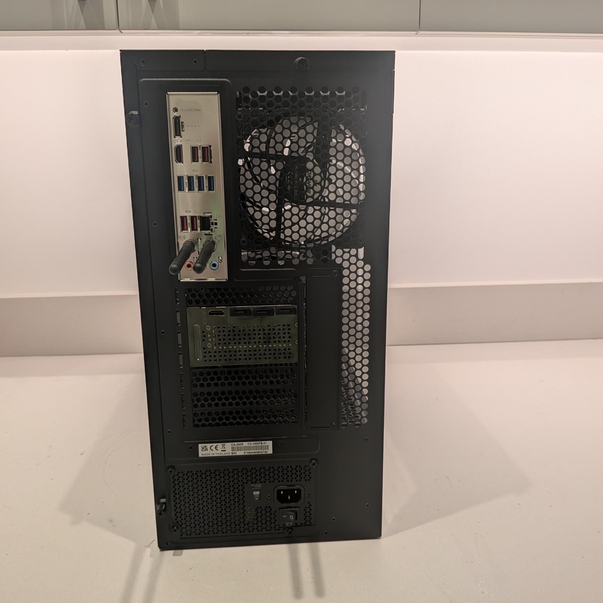 4K Powerhouse - RTX 5080, Ryzen 7 7800X3D, 32 GB DDR5, 2 TB, Liquid Cooled, RGB