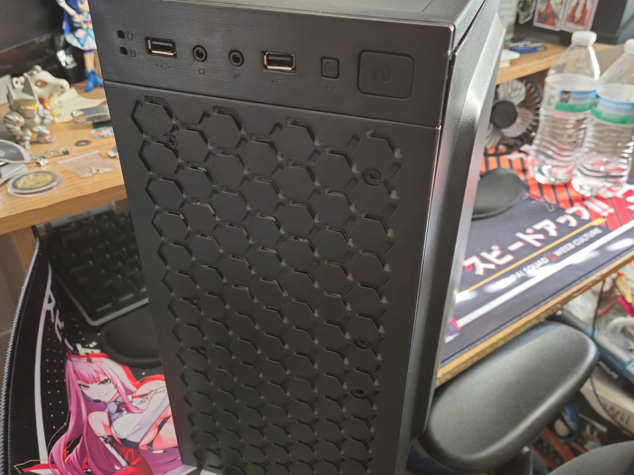 CUSTOM FX Rig | FX-8300 | MSI GTX 670 | 8GB DDR3 | 256GB SSD + 750GB HDD | WiFi Internal Card