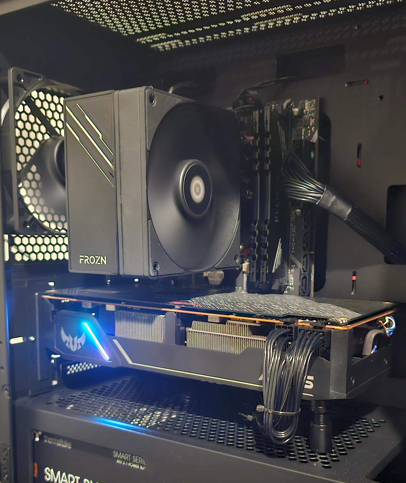 Ryzen 5 3600 RX 5700 8GB Low Profile all black build