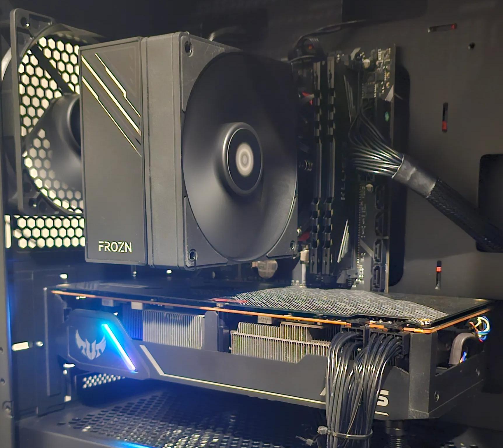 Ryzen 5 3600 RX 5700 8GB Low Profile all black build