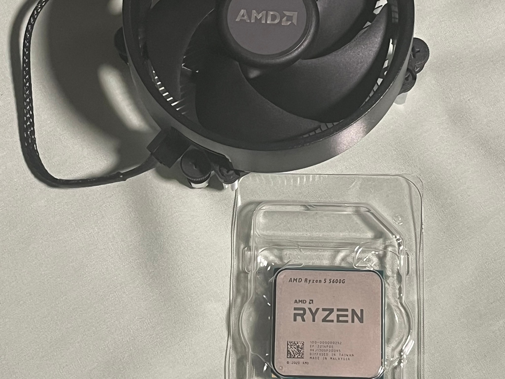AMD Ryzen 5 5600G WITH COOLER
