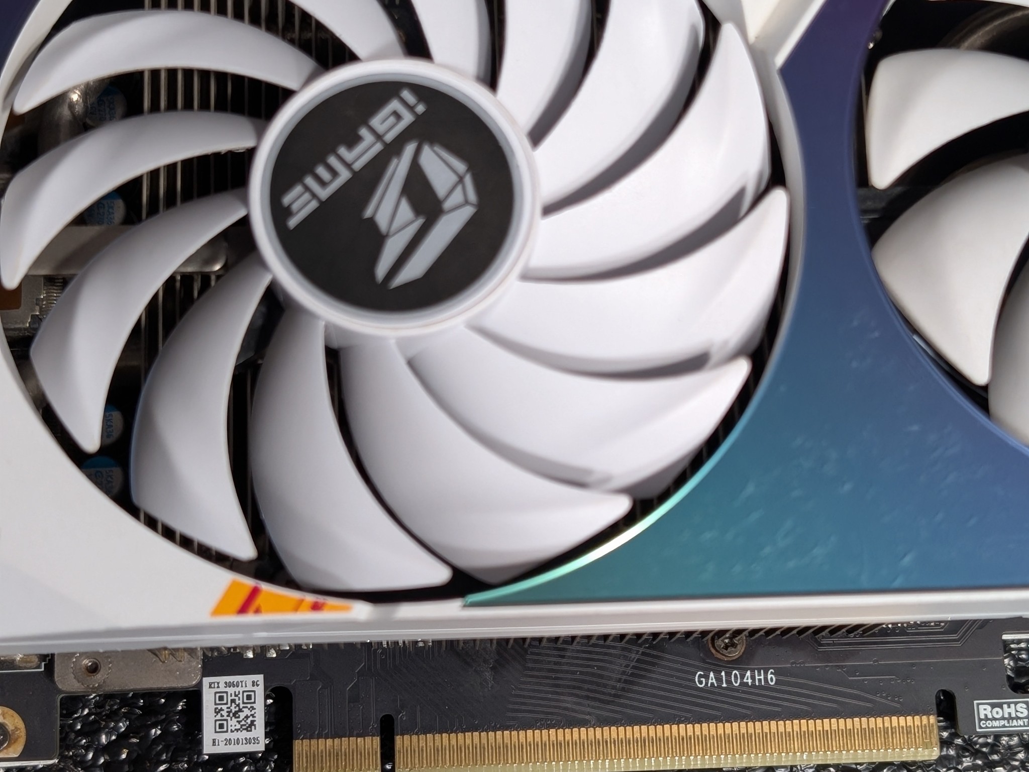 Colorful iGame GeForce RTX 3060 Ti Ultra W OC White