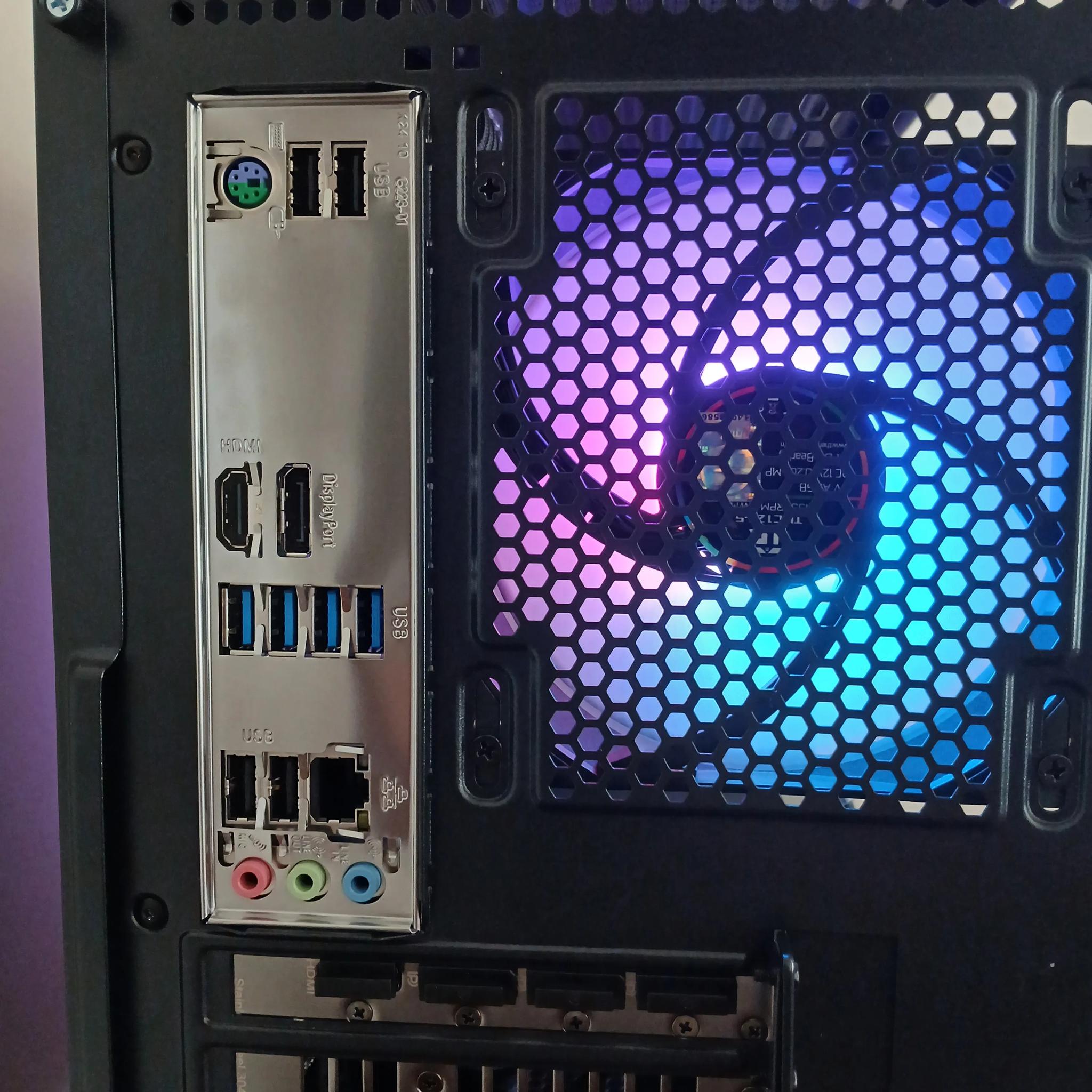 RTX 4060 | Ryzen 5 5600X | 16GB DDR4 RAM