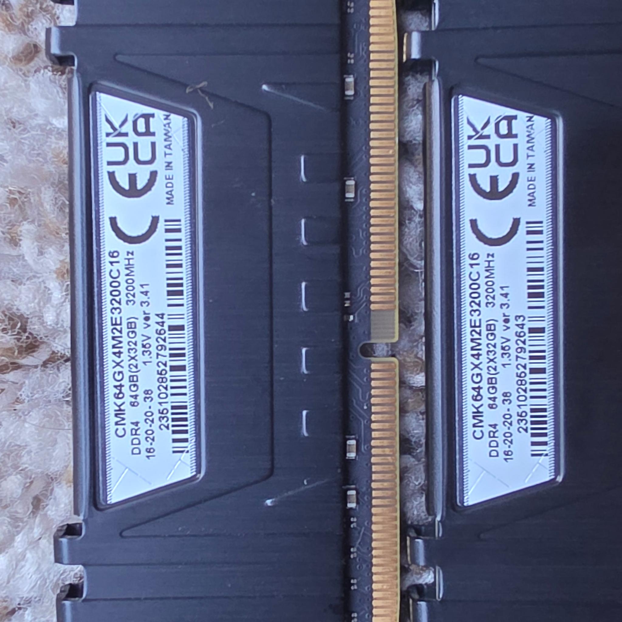 64GB (2x32) DDR4 RAM 3200 Mhz CL 16 Corsair Vengeance