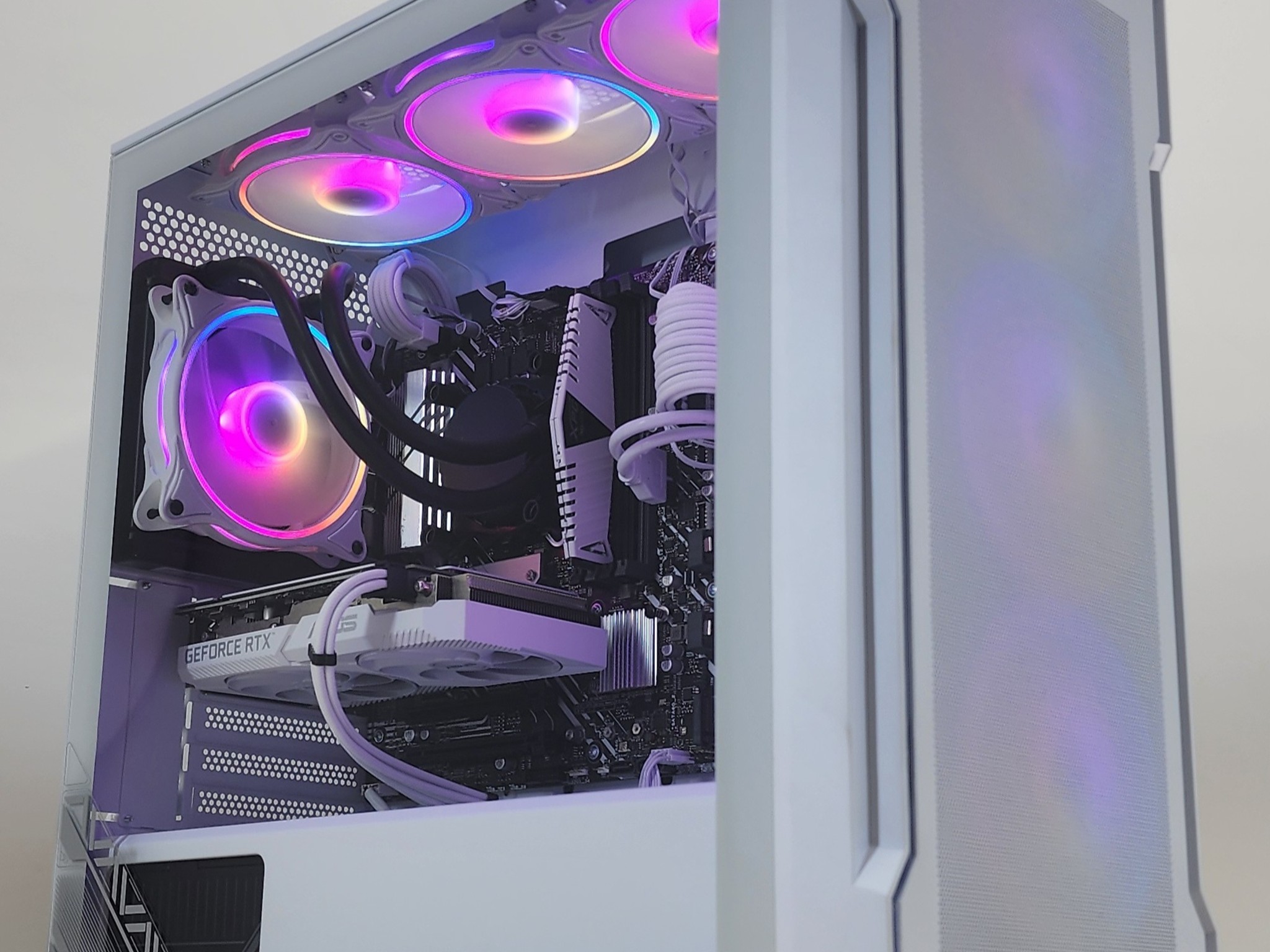Gaming PC i5-12400F 16GB RAM 256GB SSD + 500GB HDD RTX 3060 8GB Win11 Computer