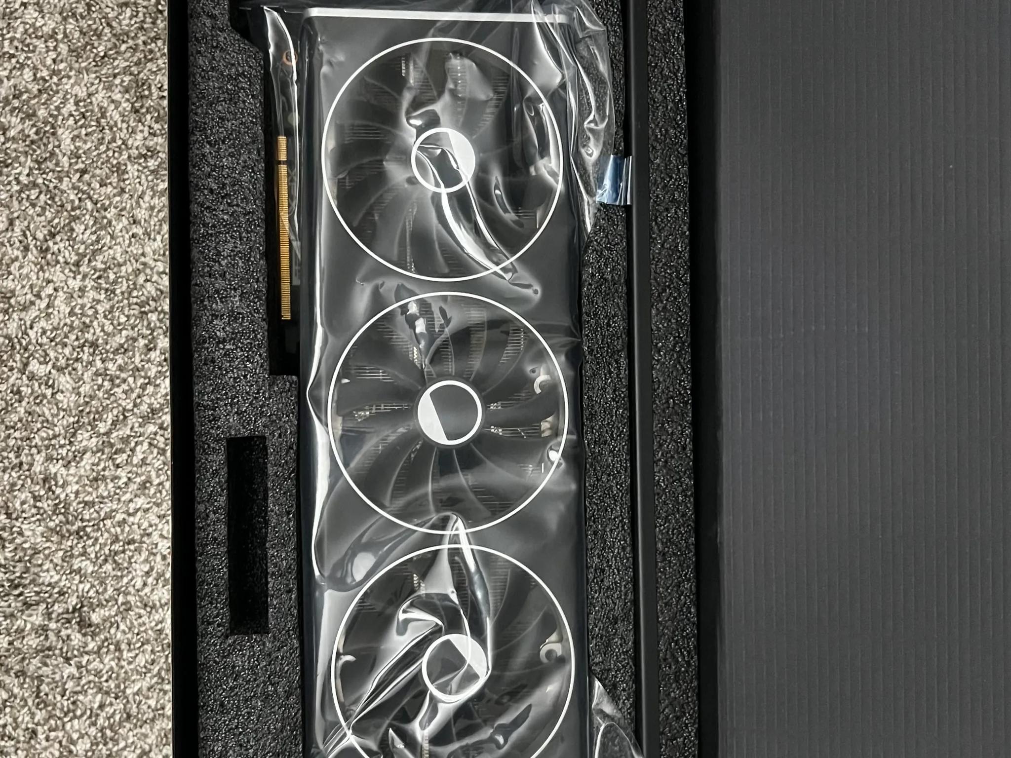 XFX Speedster MERC 310 AMD Radeon RX 7900 XTX Black Edition 24GB GDDR6 Graphics