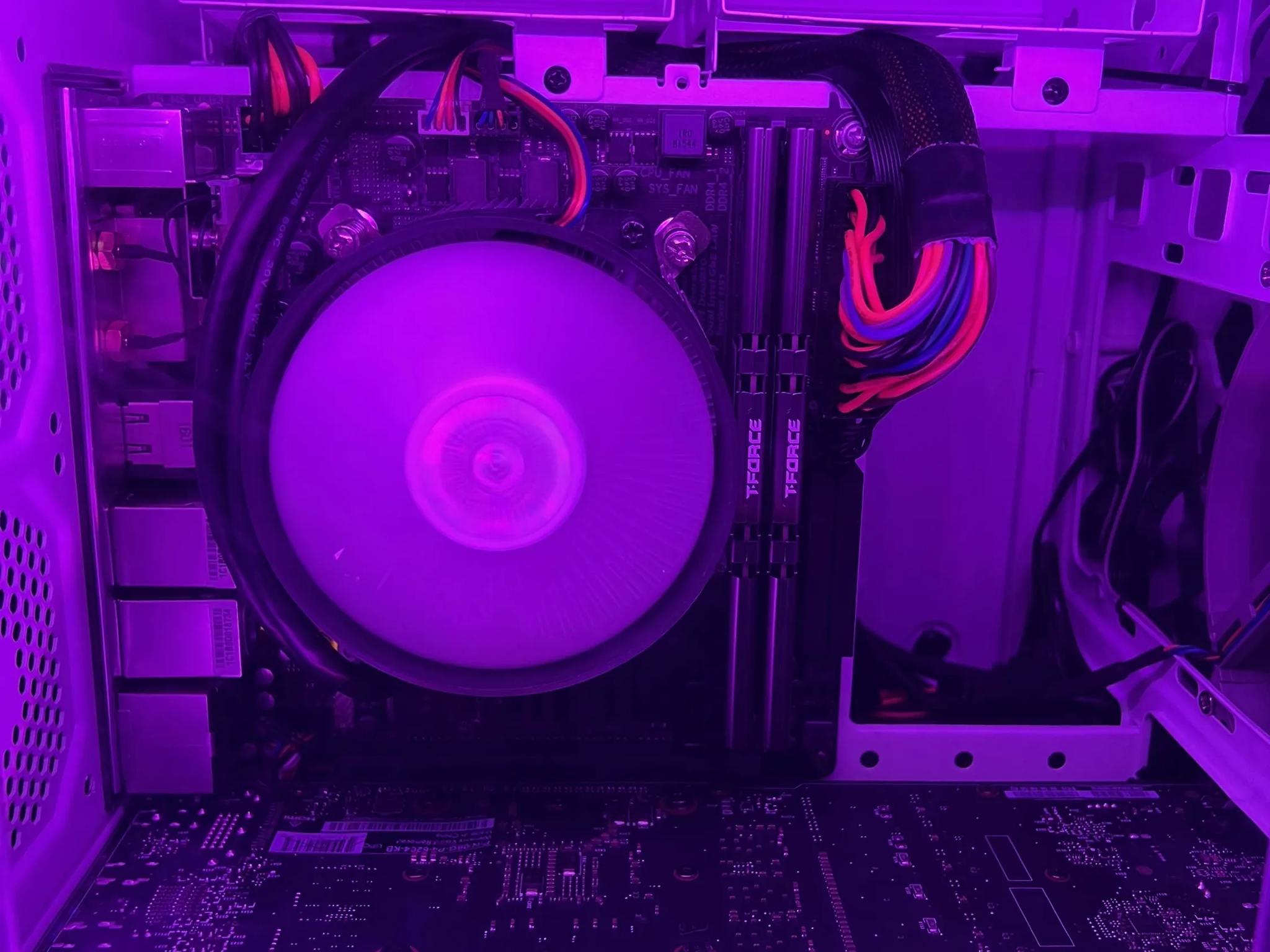 ▫️White Etherion ▫️GTX 1060 || 32GB || I5 6500