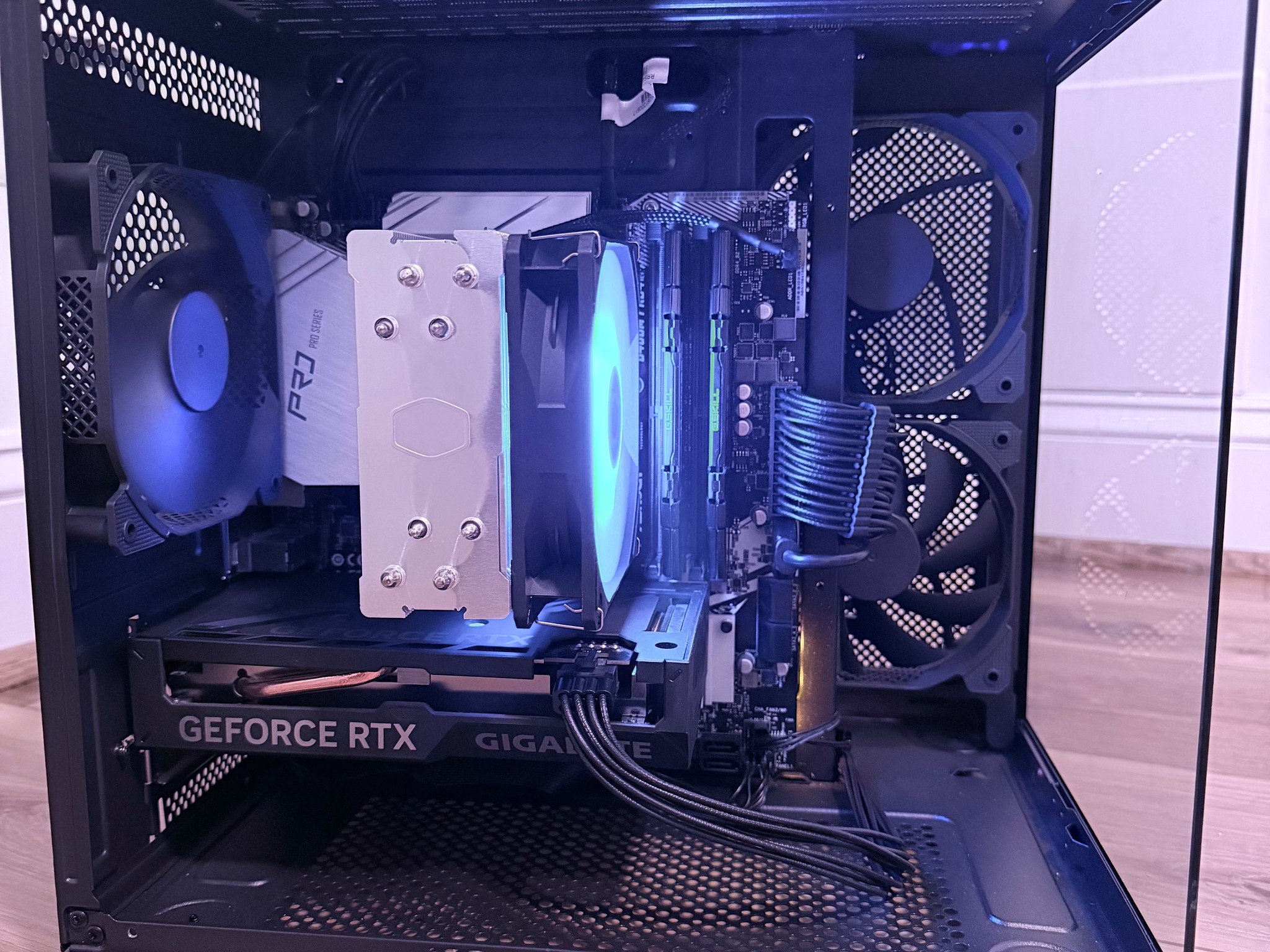 🖤👹"Black Beast"👹🖤| 1080/1440p Gaming | RTX 4060 | i5 10400 | 32gb DDR4 | 1tb SSD | WiFi/BT