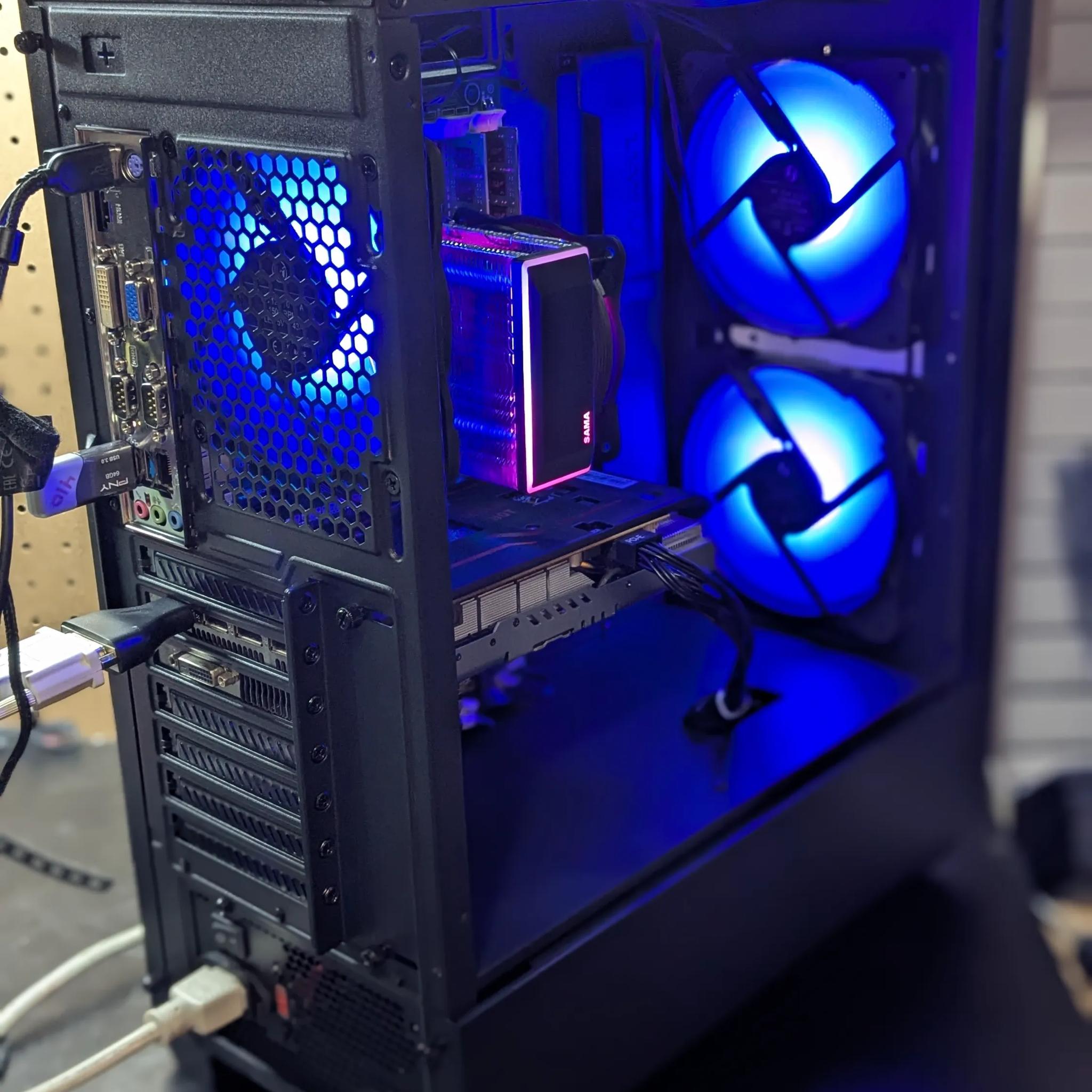 100 FPS Fortnite | 180 Day Warranty | Xeon (same as i7), 16GB RAM, 480GB SSD, RX 580, Win10, Wifi