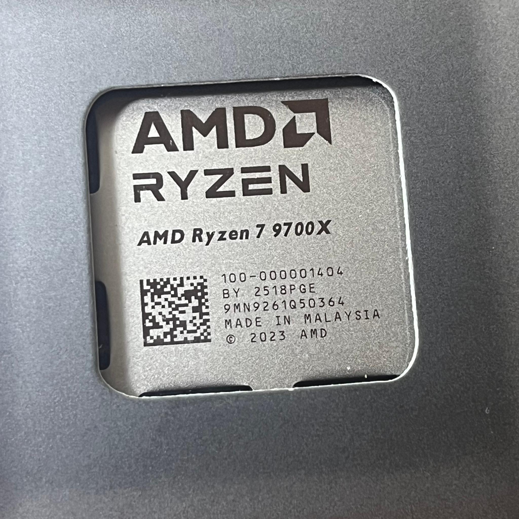AMD Ryzen 7 9700X