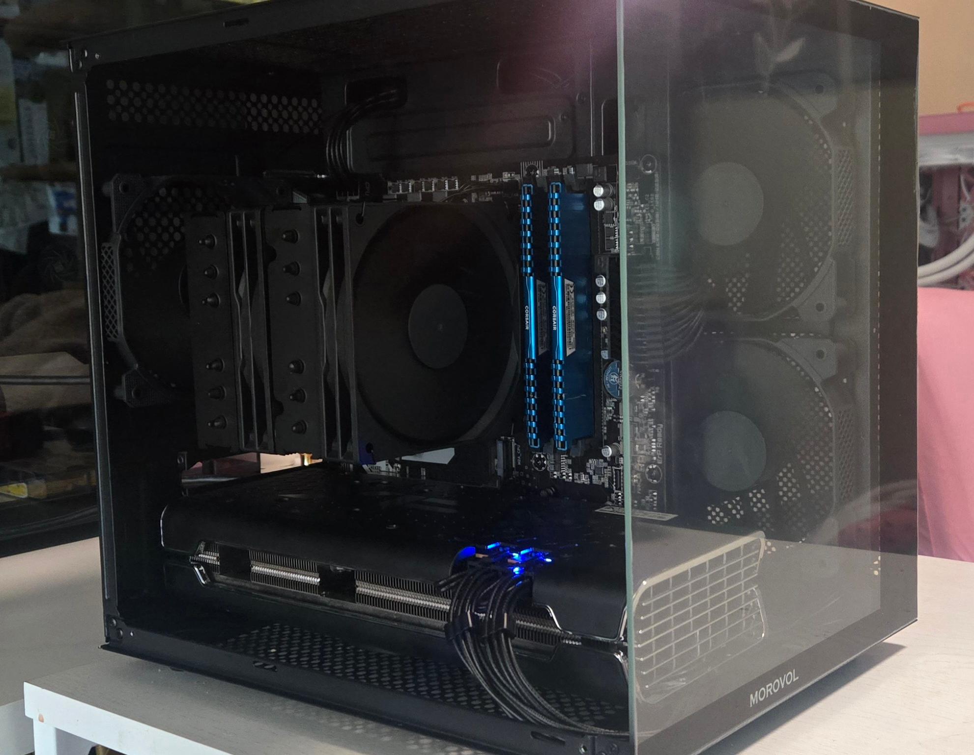 Radeon RX 5700 XT Custom Gaming PC - Ryzen 7 3700X