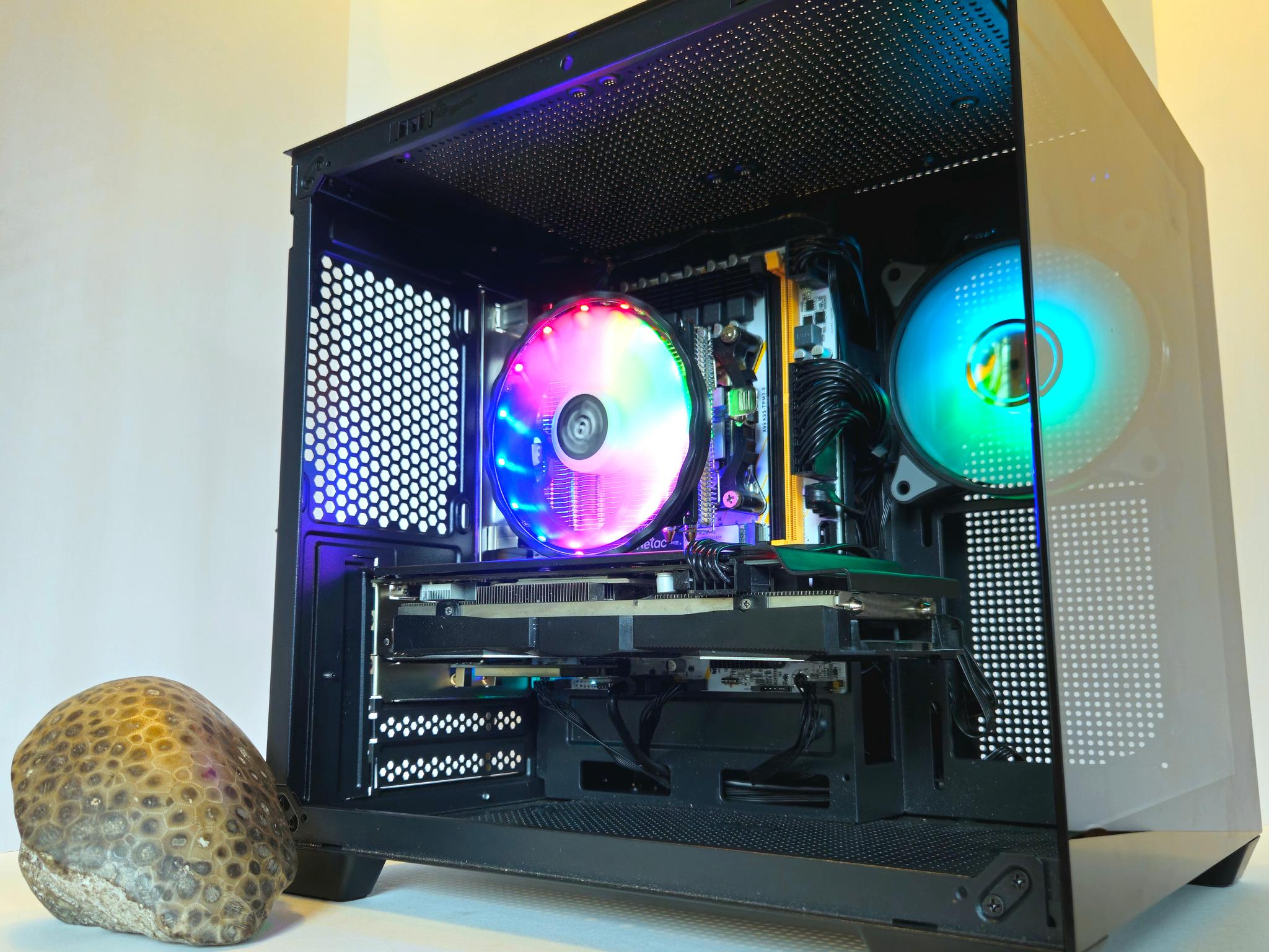 Budget 14-Core Xeon Gaming PC w/ RX 580 8GB & Fish-Tank Case
