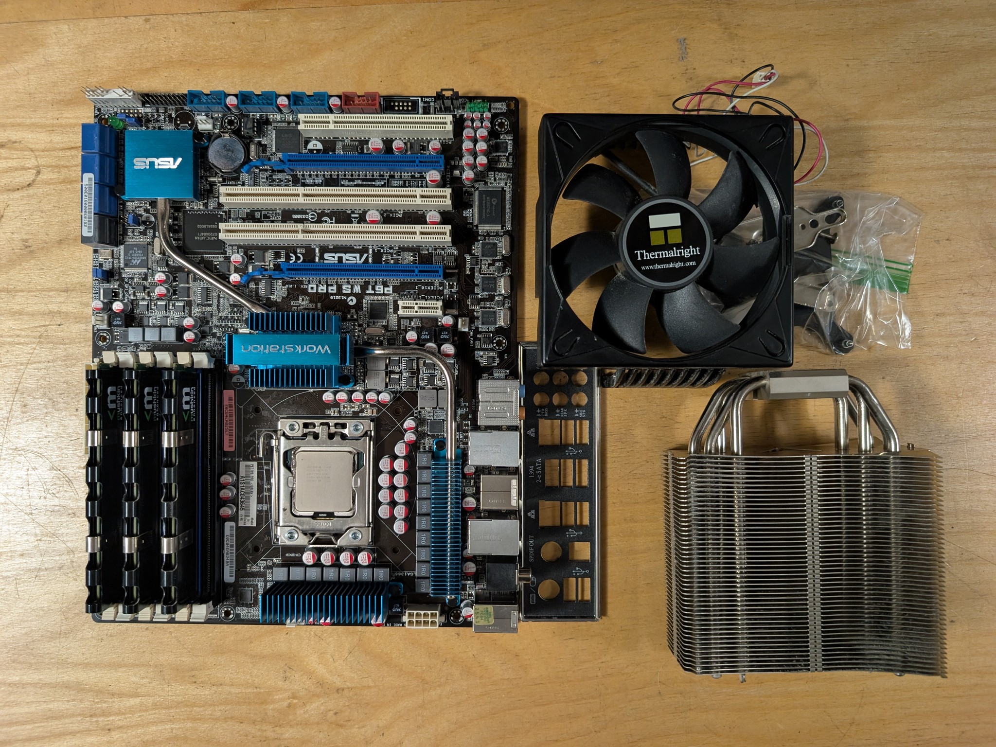 Asus X58 + Core i7 930 + 12GB DDR3 + CPU cooler