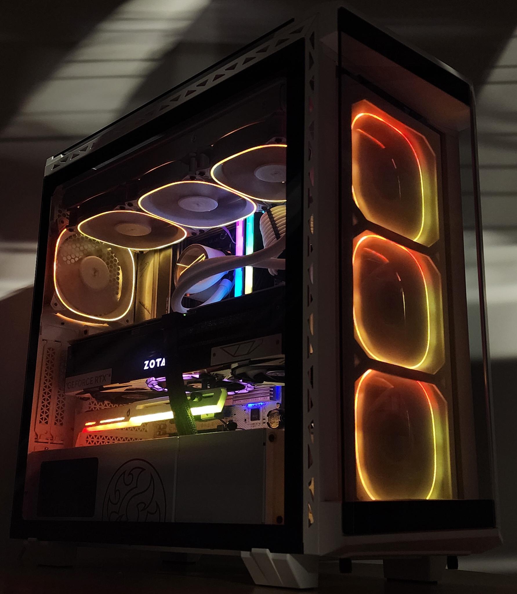 Gaming PC Ryzen 7 7800X3D 32GB RAM 2TB SSD RTX 5070 Ti 16GB Windows 11 Computer