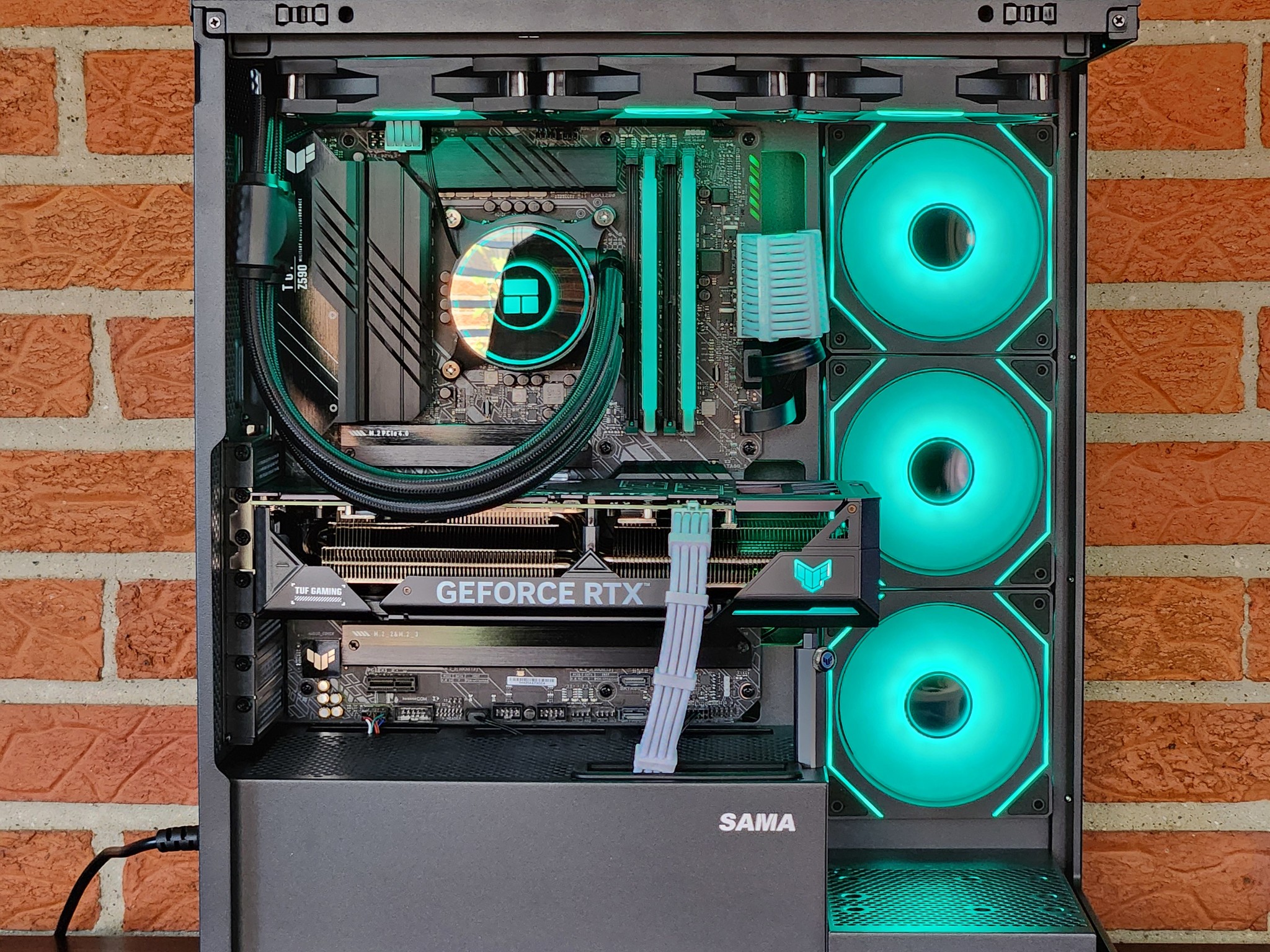 RTX 4070 // i7 11700KF // 360MM AIO // 16GB RAM // 1TB SSD