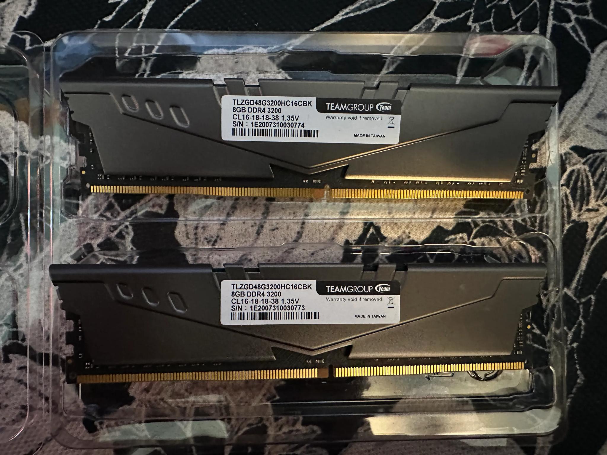 Team T-FORCE Vulcan Z 16 GB (2 x 8GB) 3200 MHz
