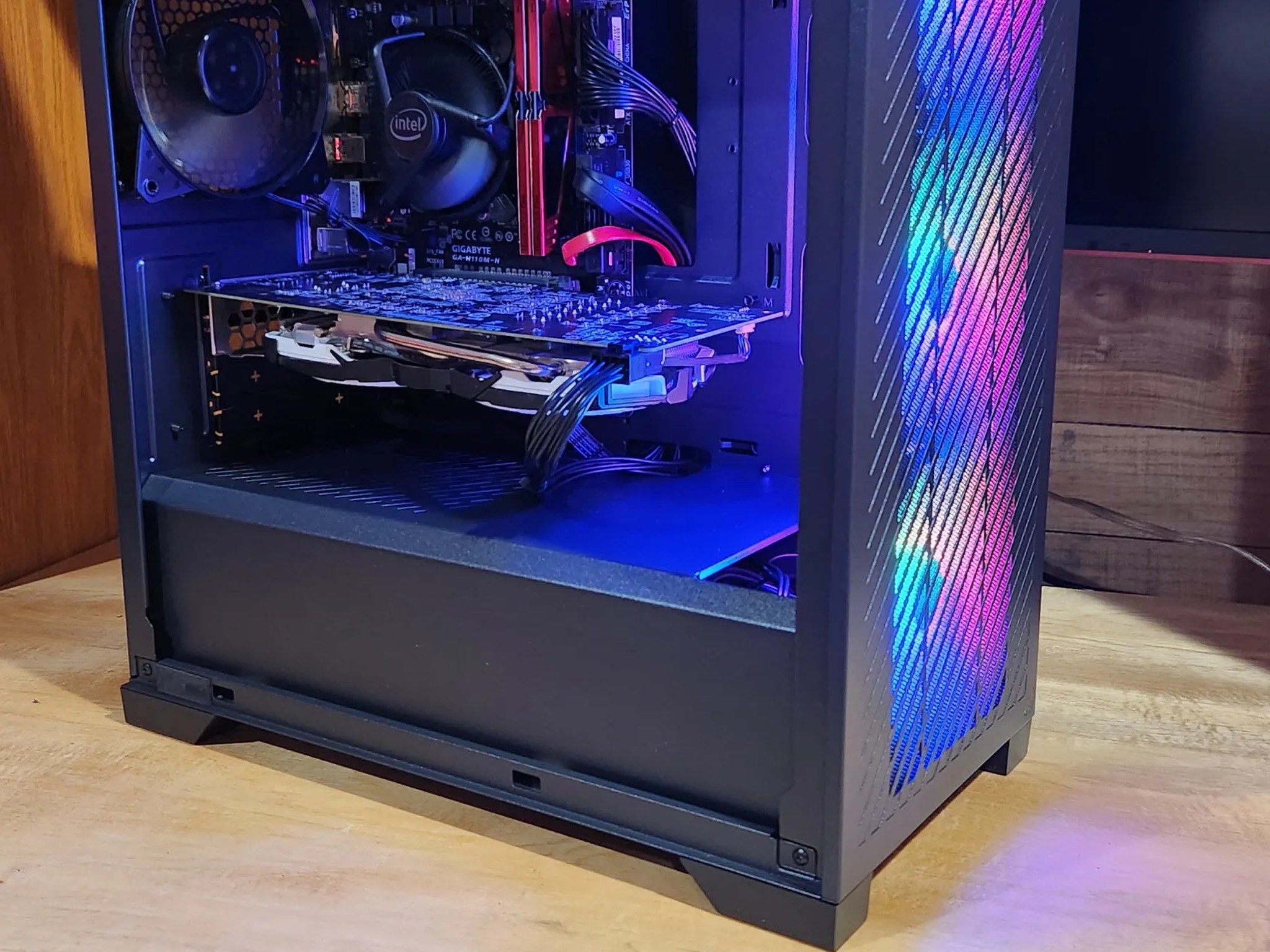 GAMING PC i5-7400 16GB RAM 512GB SSD RX 580 8GB